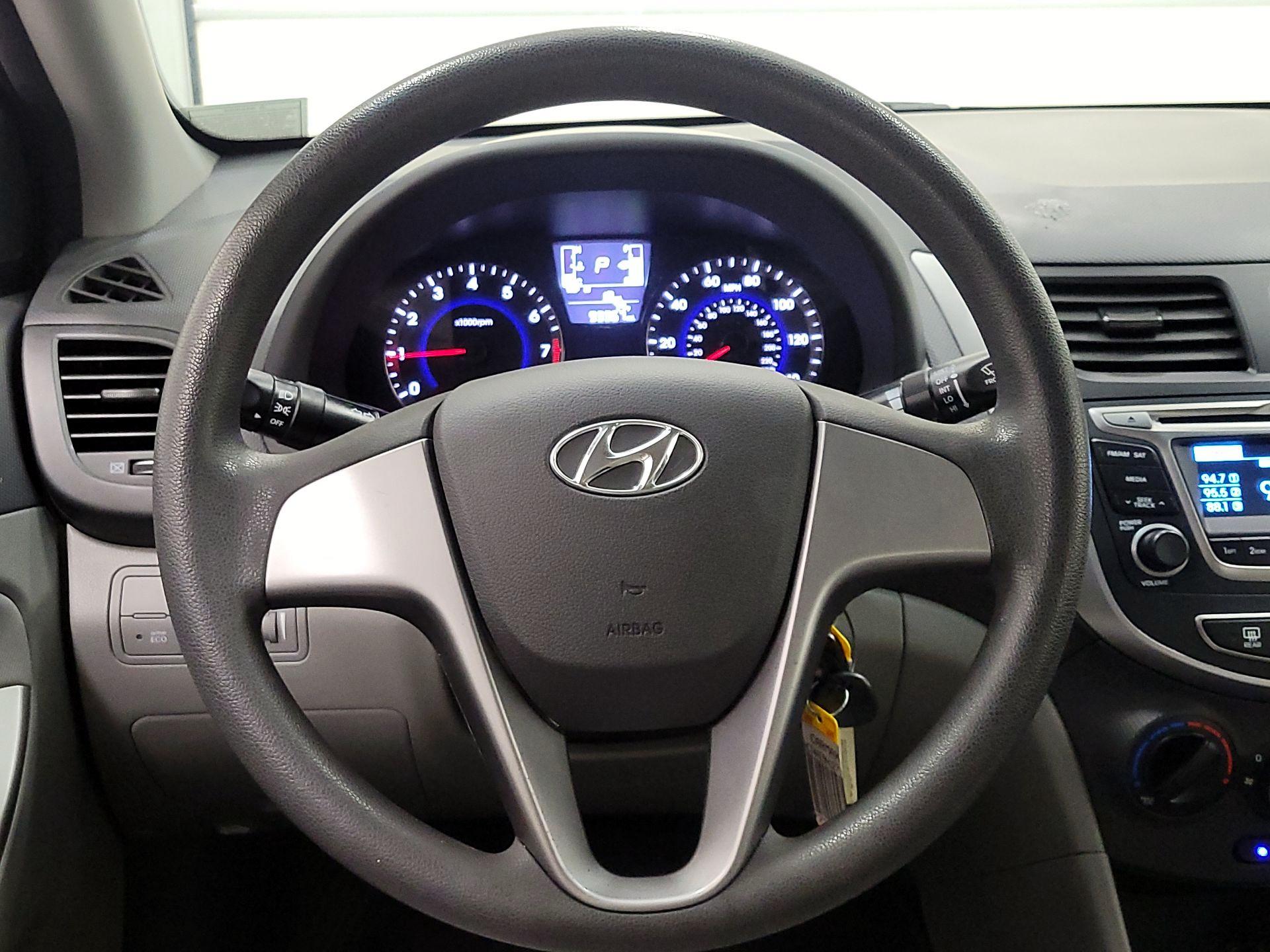 Thumbnail: 2017 Hyundai Accent - 10