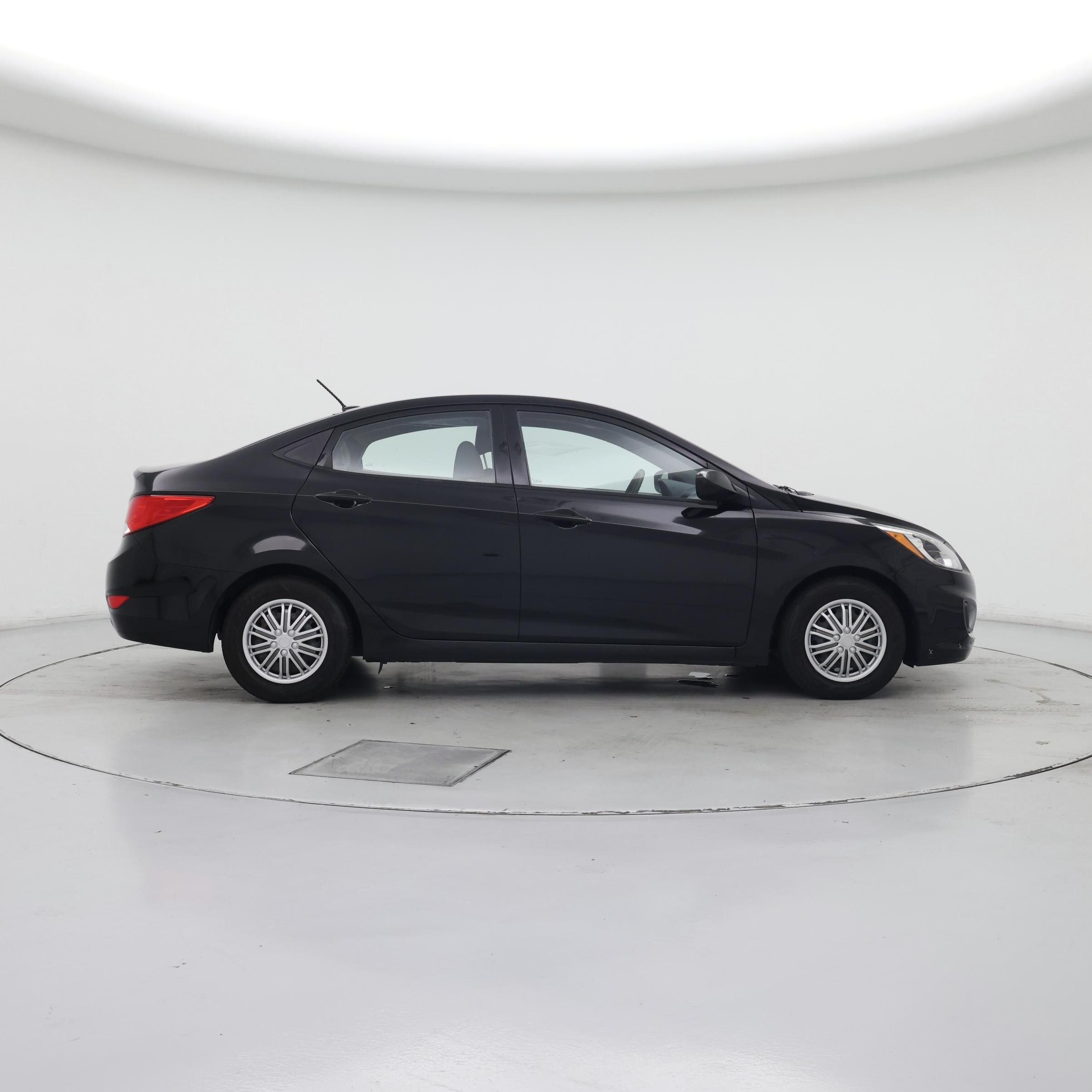 Thumbnail: 2017 Hyundai Accent - 7