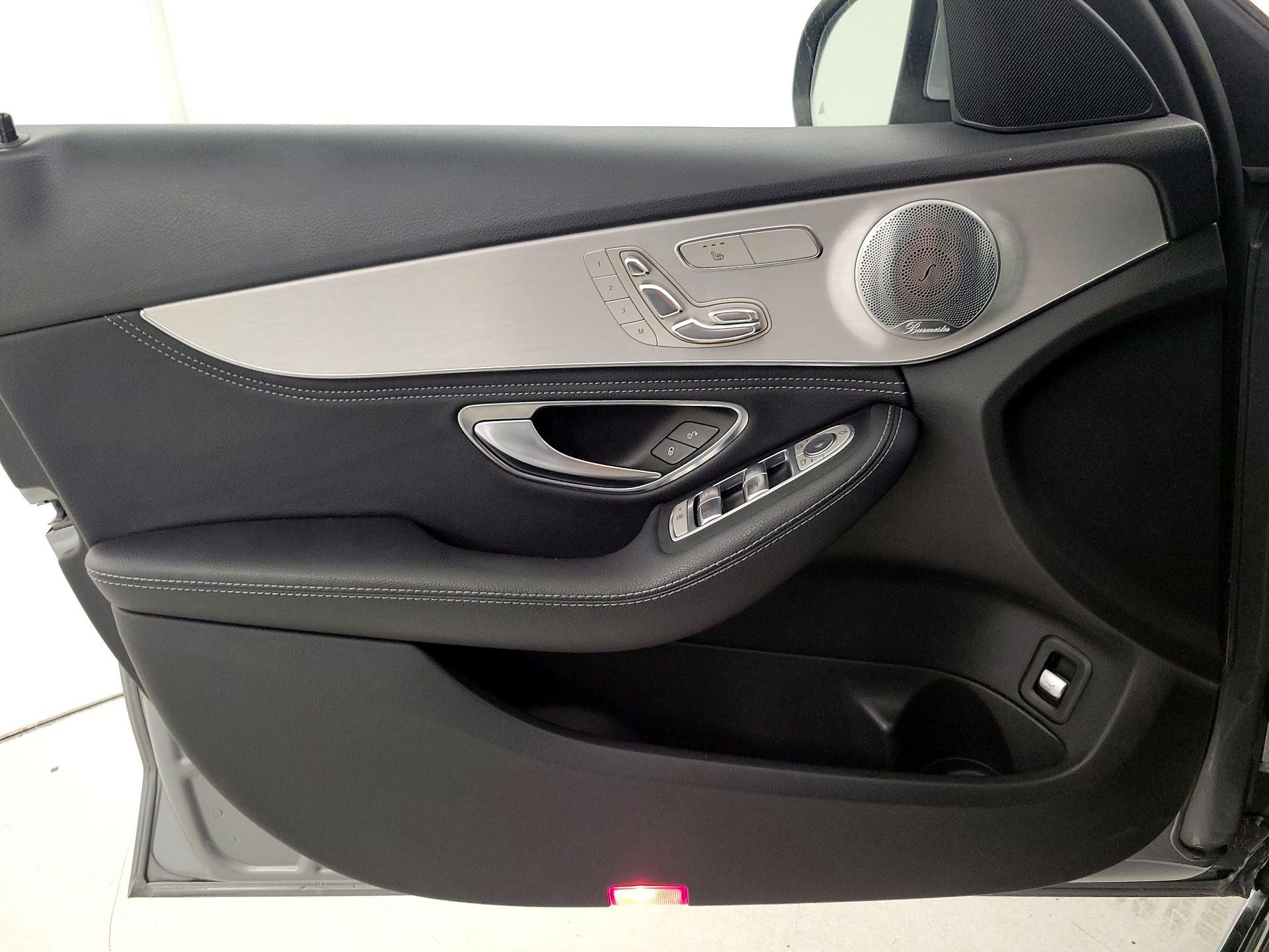 Thumbnail: 2016 Mercedes-Benz C-Class - 12