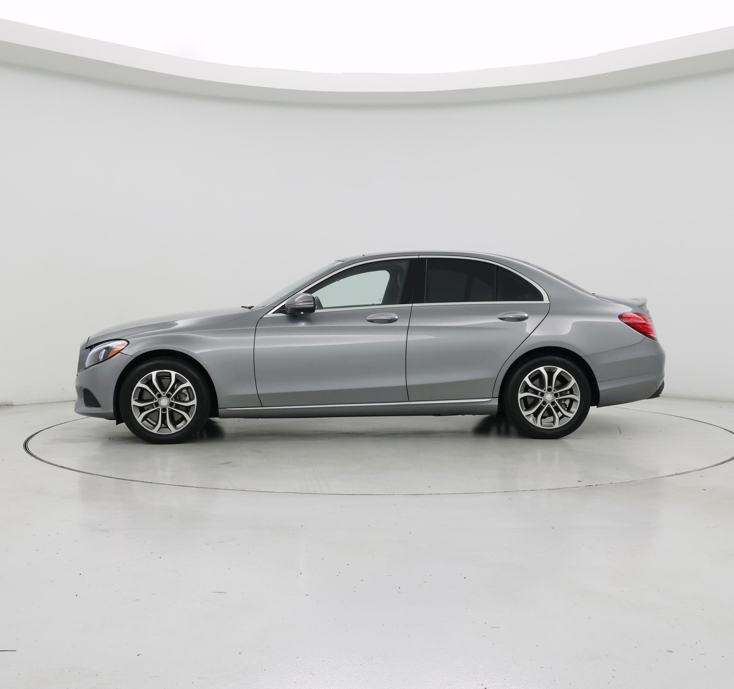 Thumbnail: 2016 Mercedes-Benz C-Class - 3