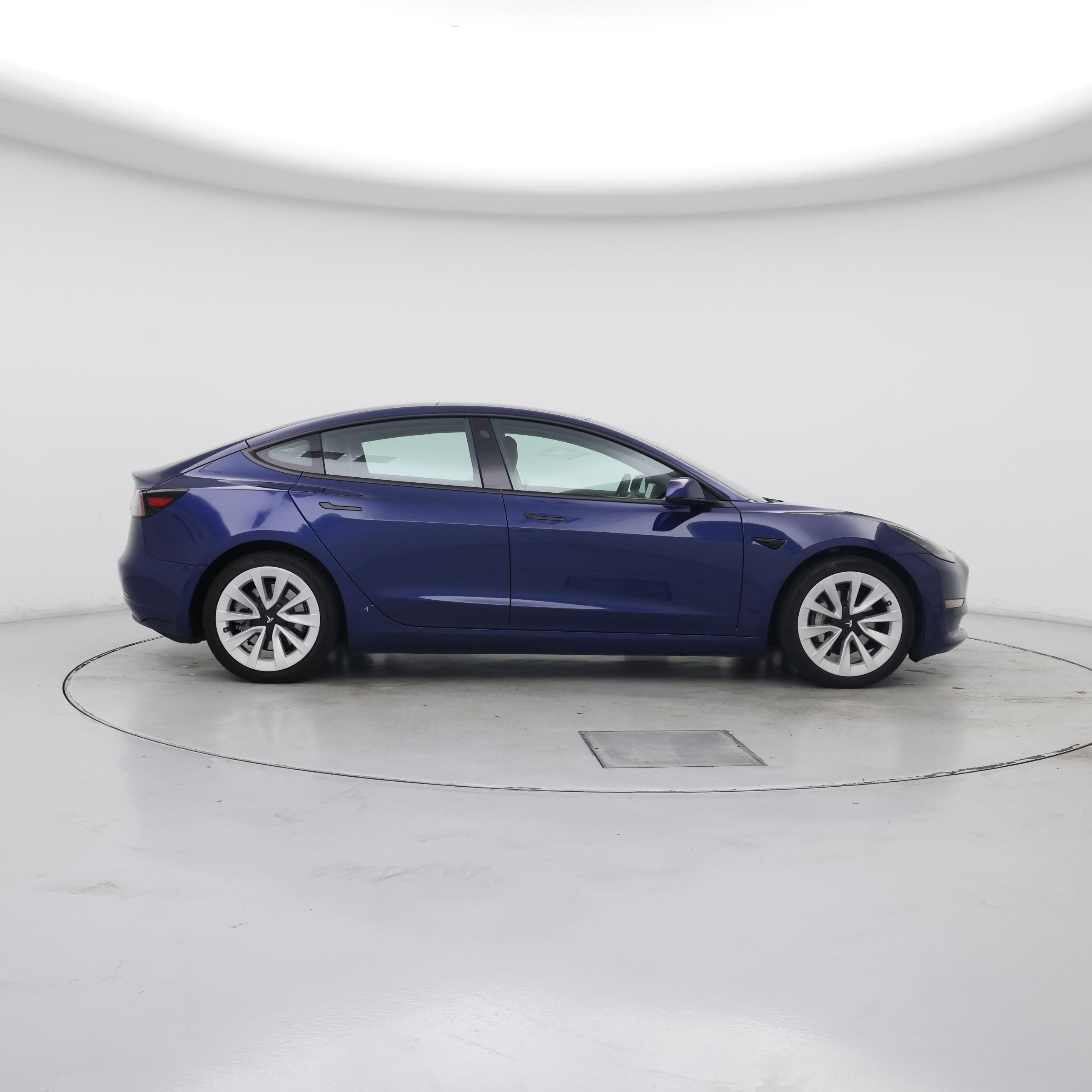 Thumbnail: 2021 Tesla Model 3 - 7