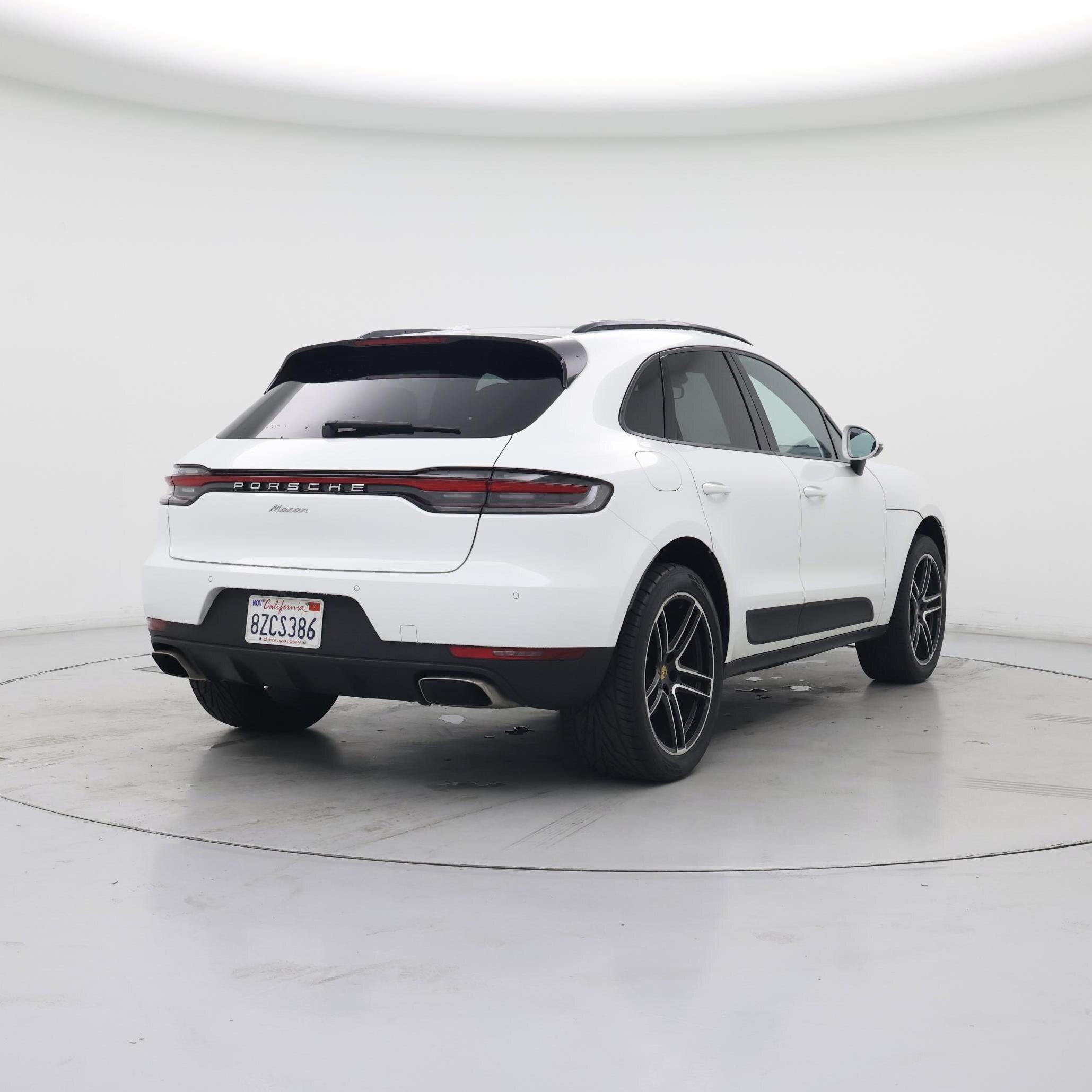 Thumbnail: 2020 Porsche Macan - 8