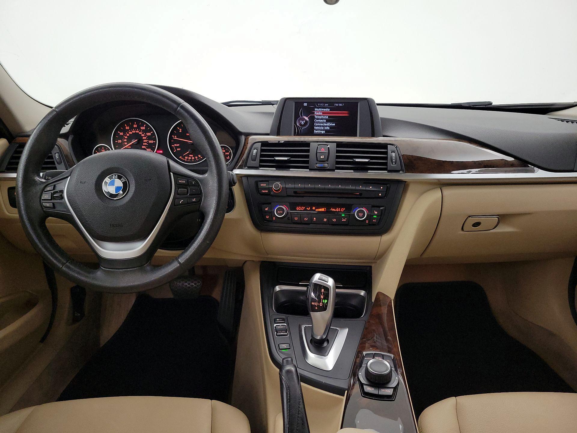 Thumbnail: 2015 BMW 3 Series - 9
