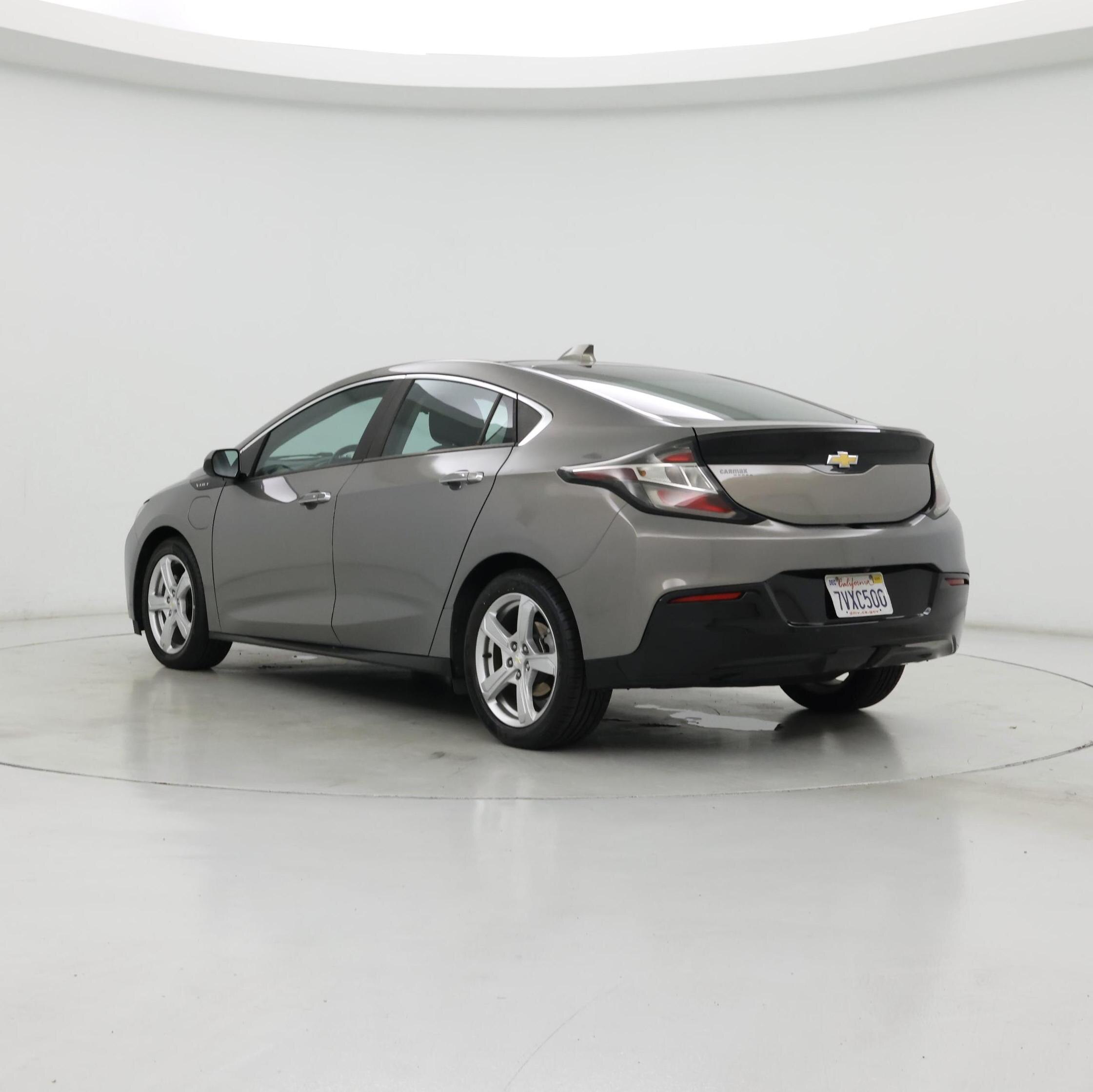Thumbnail: 2017 Chevrolet Volt - 2