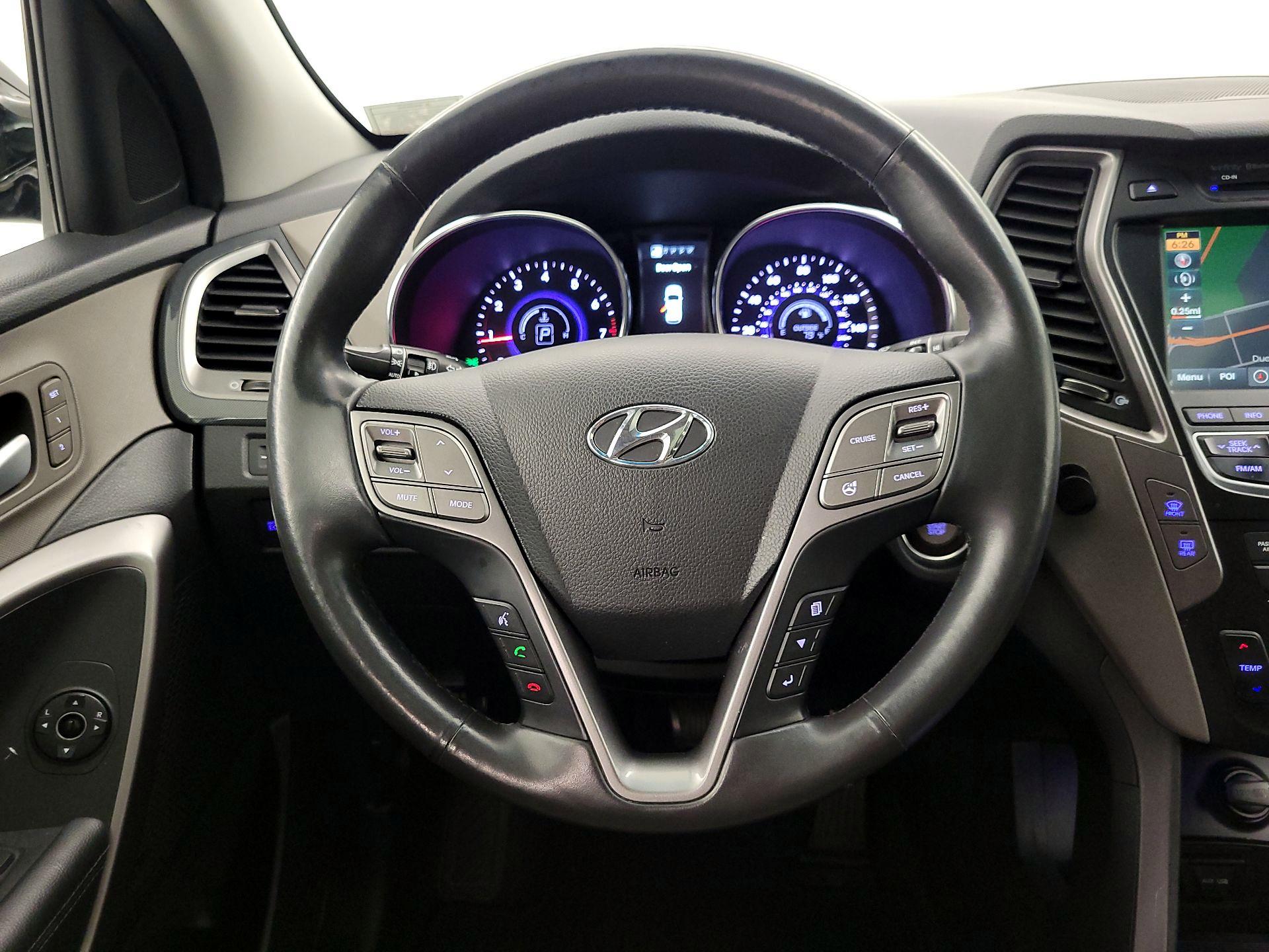 Thumbnail: 2016 Hyundai Santa Fe - 10
