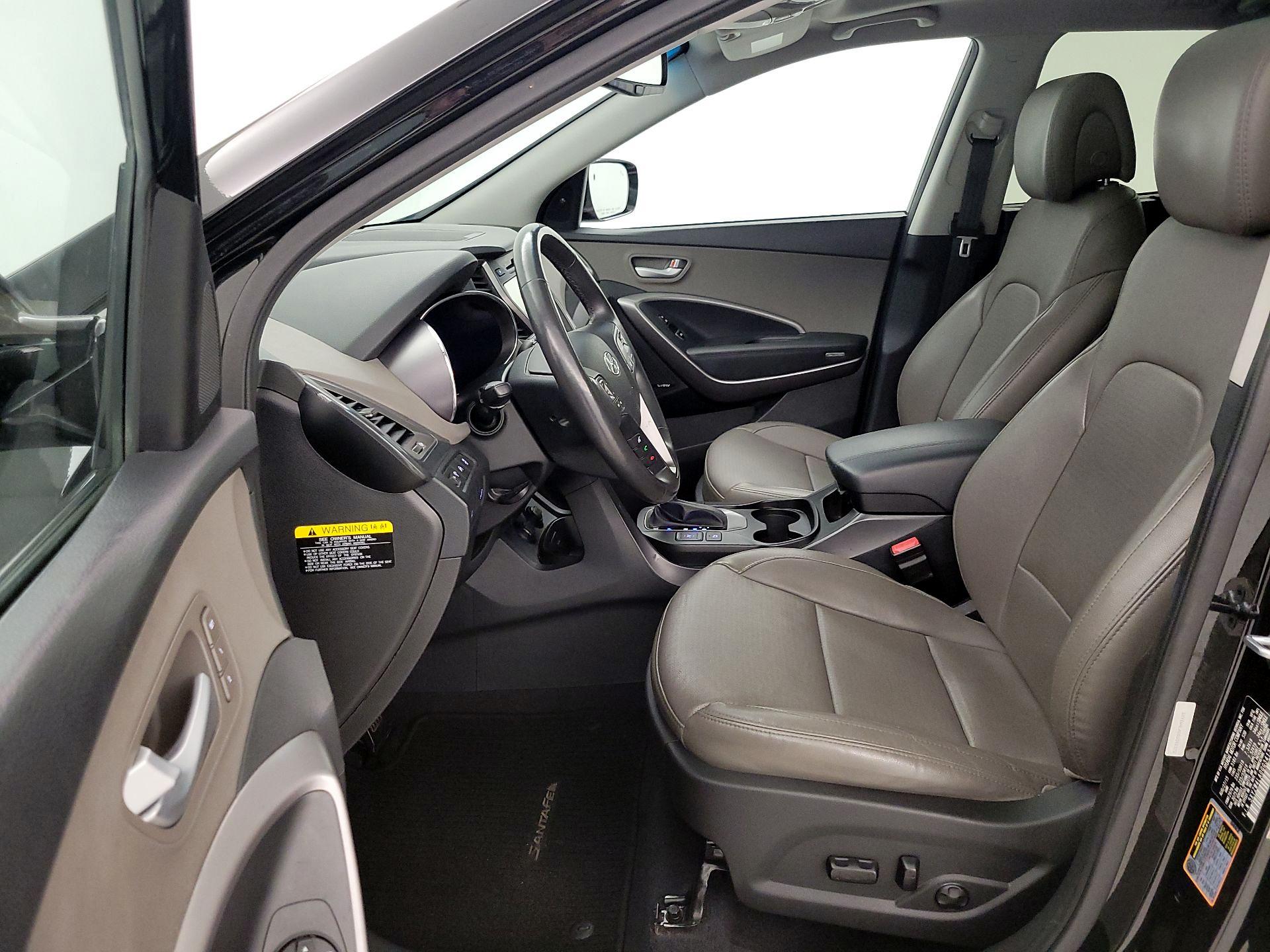 Thumbnail: 2016 Hyundai Santa Fe - 11