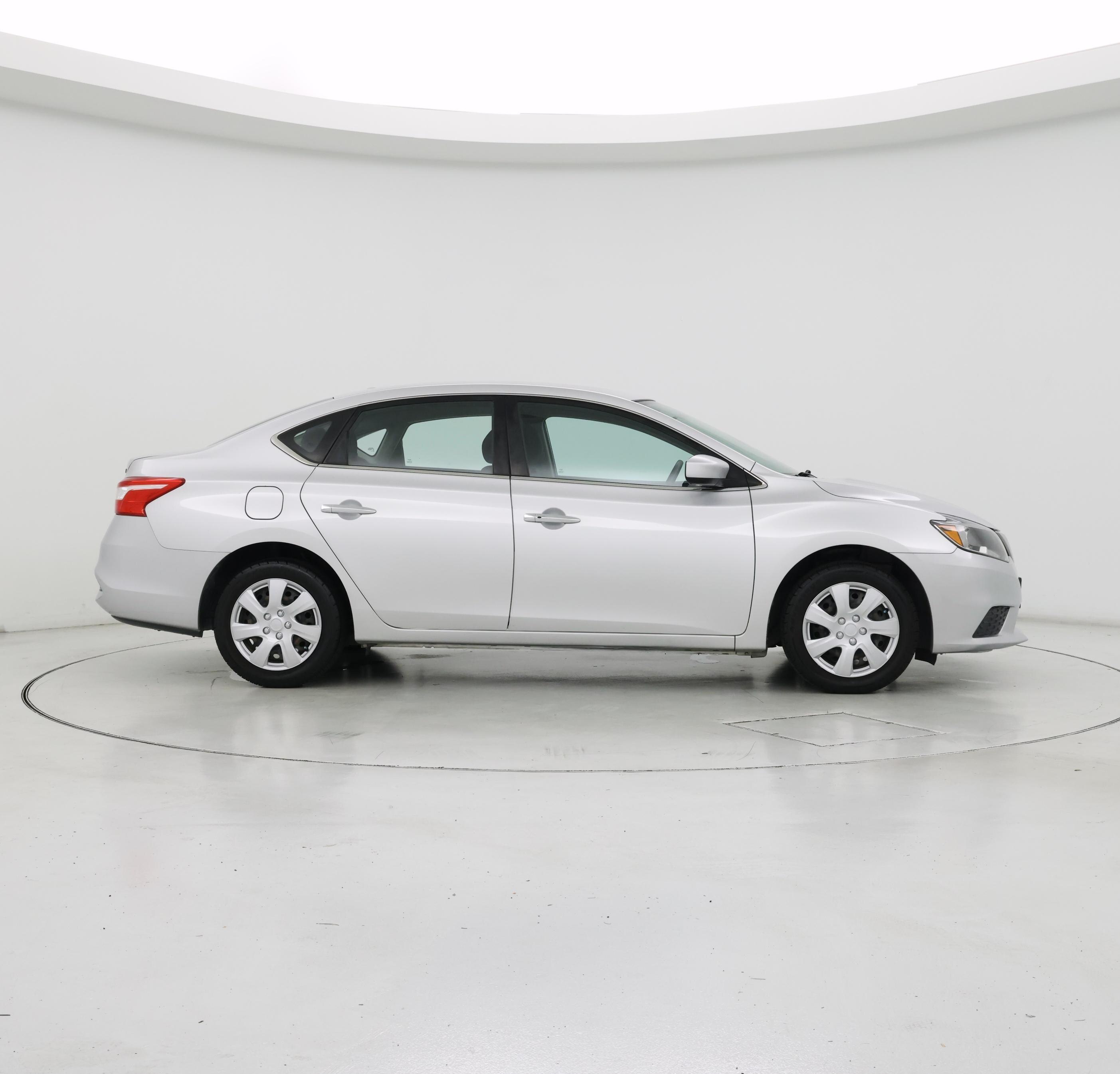 Thumbnail: 2017 Nissan Sentra - 7