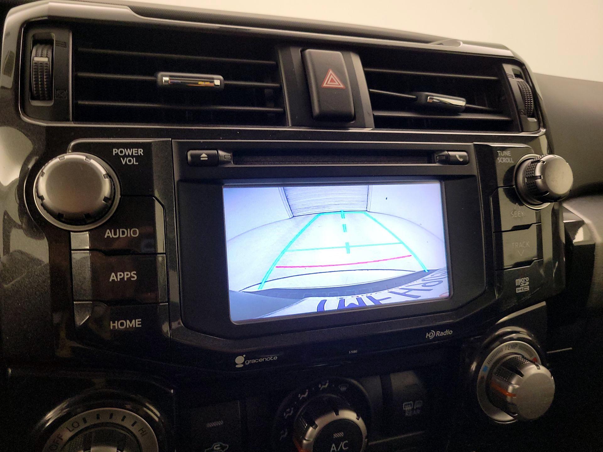 Thumbnail: 2015 Toyota 4Runner - 15