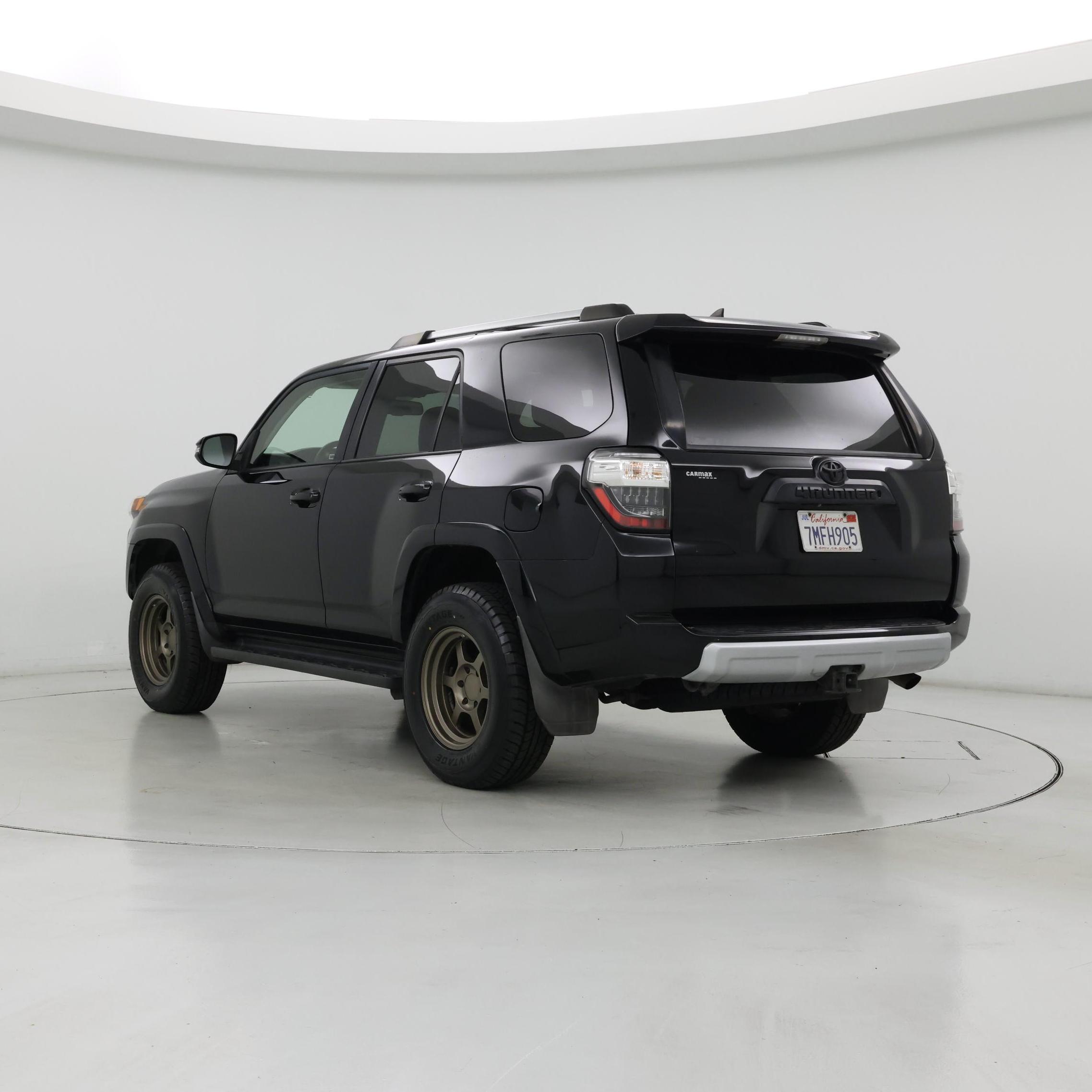 Thumbnail: 2015 Toyota 4Runner - 2