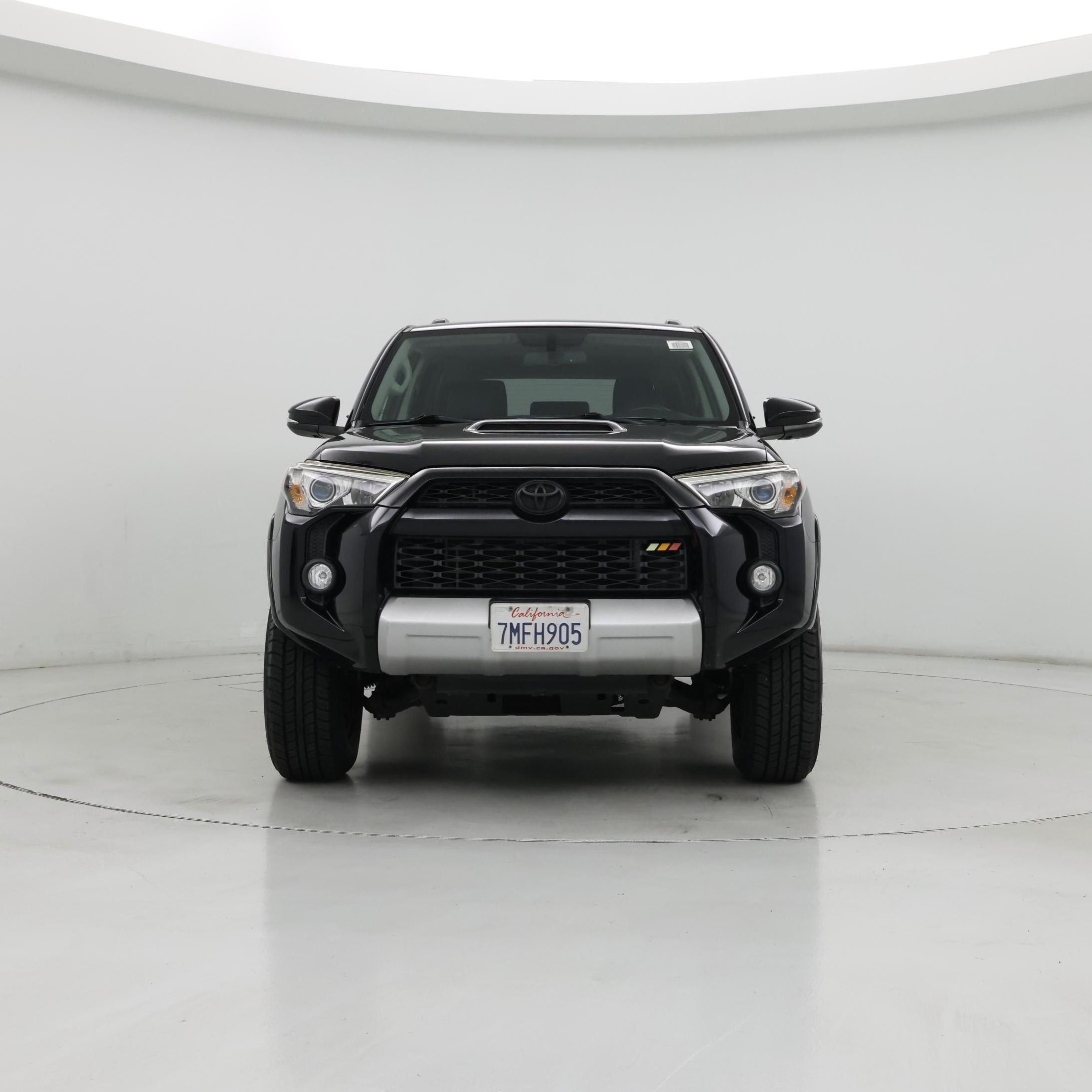 Thumbnail: 2015 Toyota 4Runner - 5