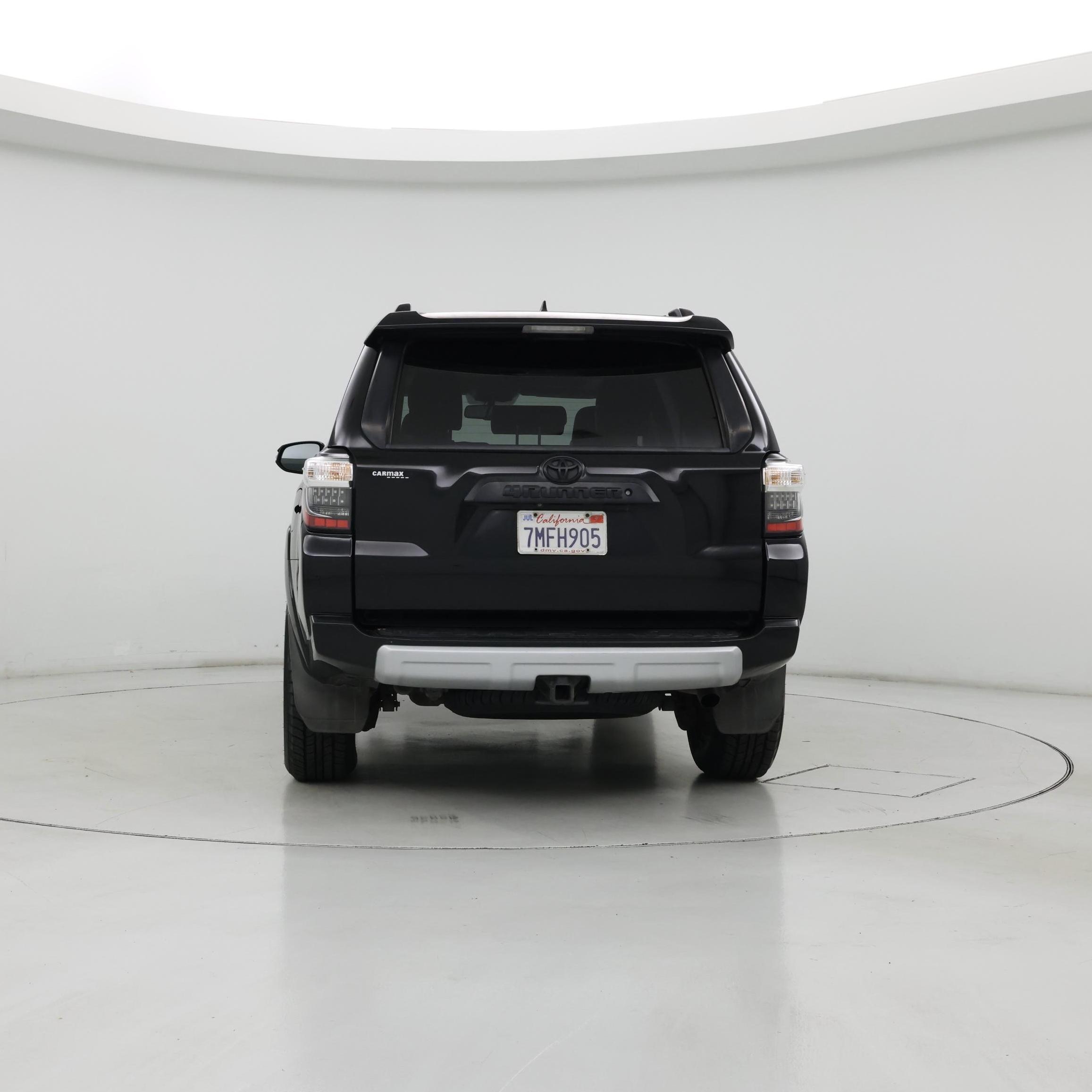 Thumbnail: 2015 Toyota 4Runner - 6