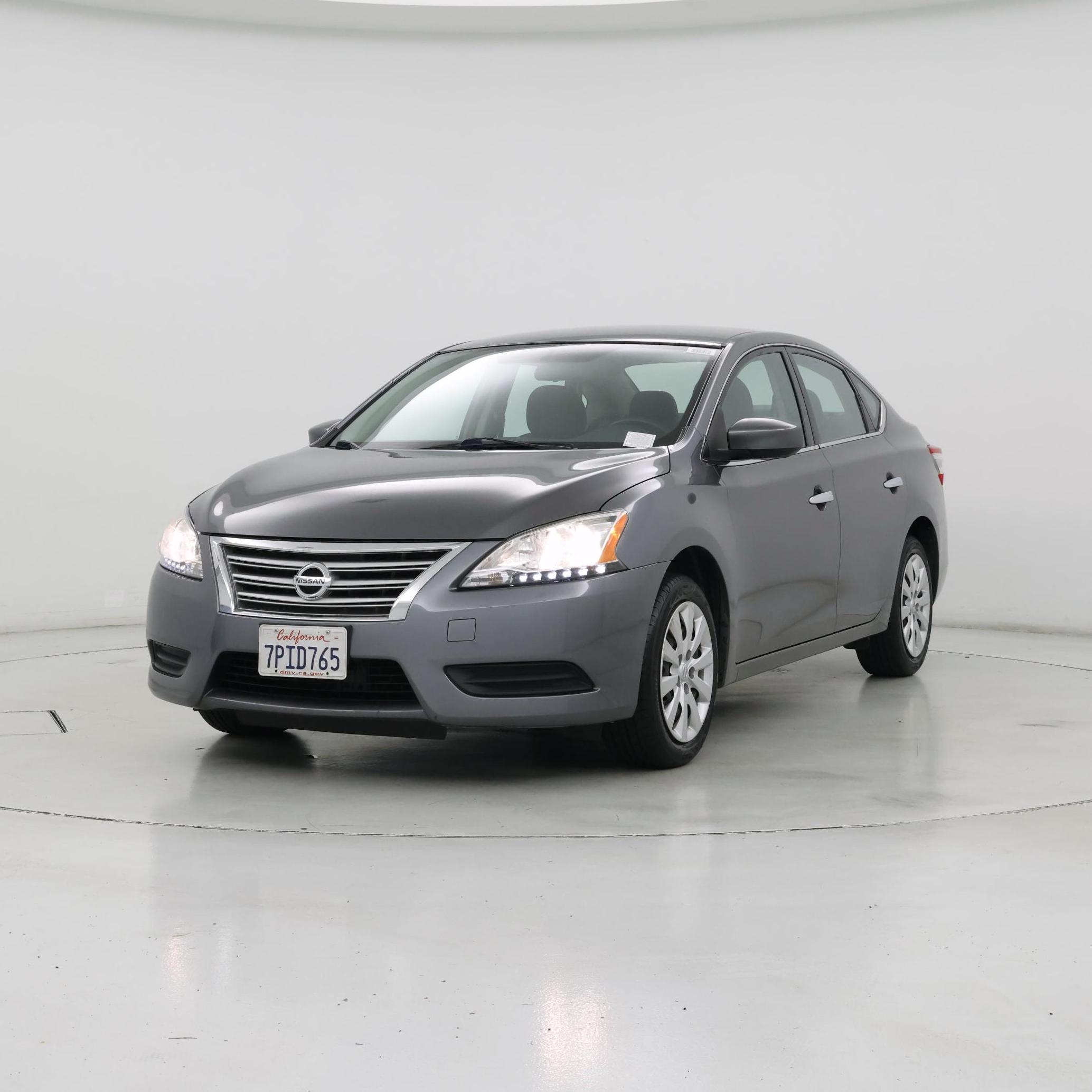 Thumbnail: 2015 Nissan Sentra - 4