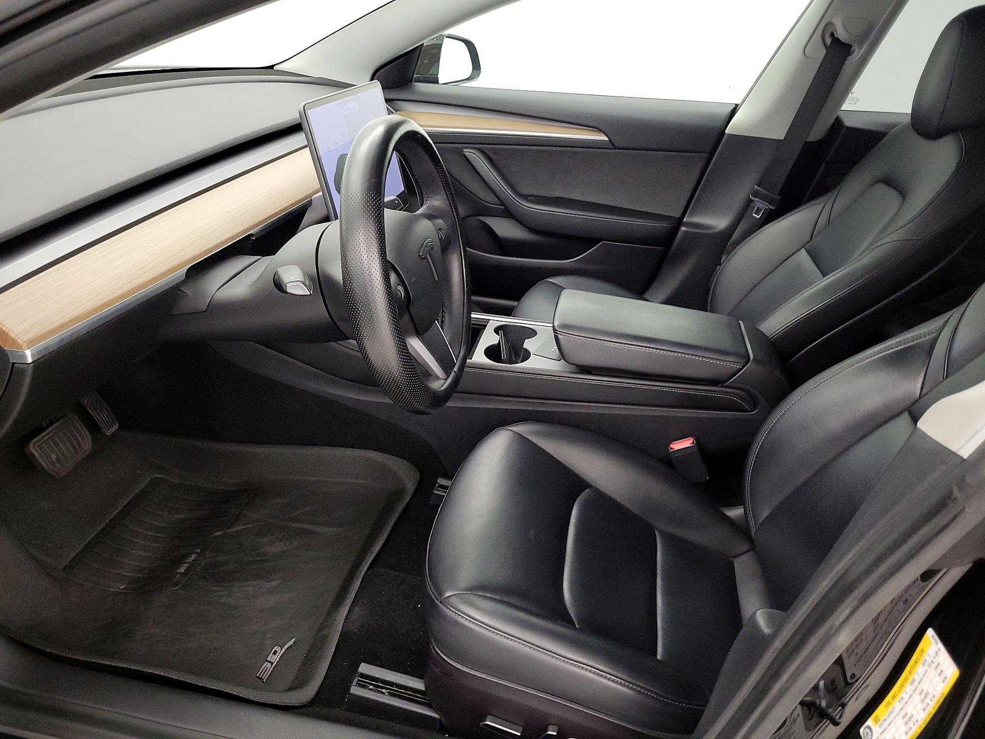Thumbnail: 2021 Tesla Model 3 - 11