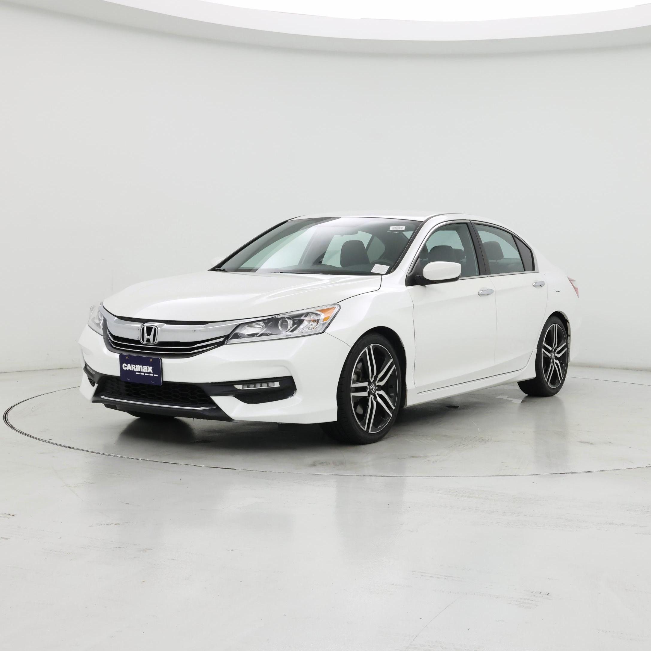Thumbnail: 2016 Honda Accord - 4
