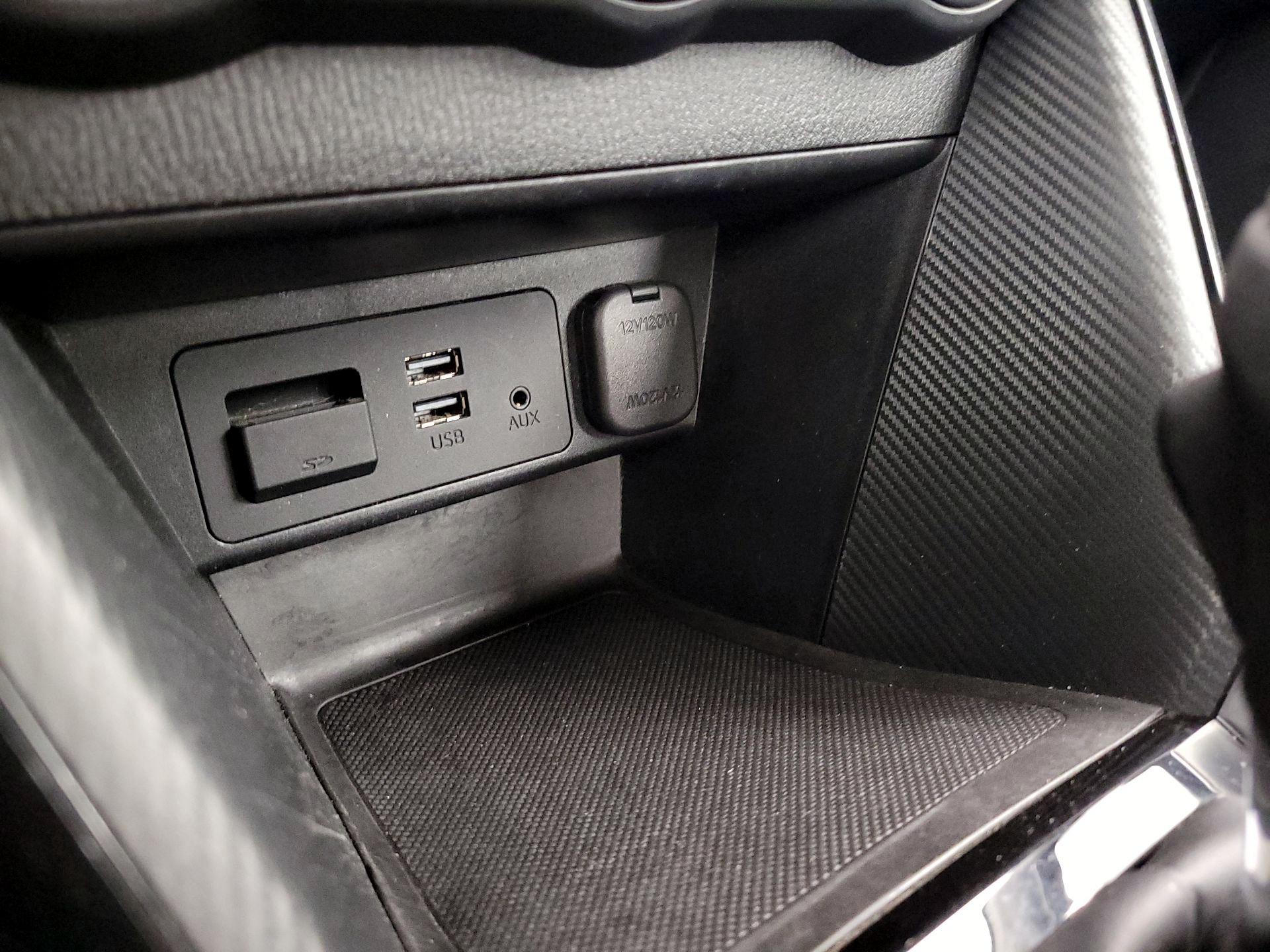 Thumbnail: 2018 Toyota Yaris iA - 18
