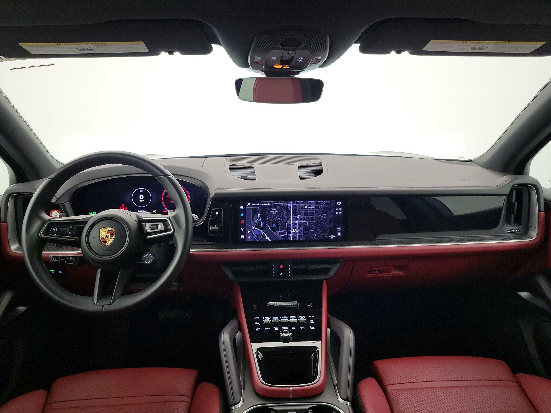 Thumbnail: 2024 Porsche Cayenne - 9