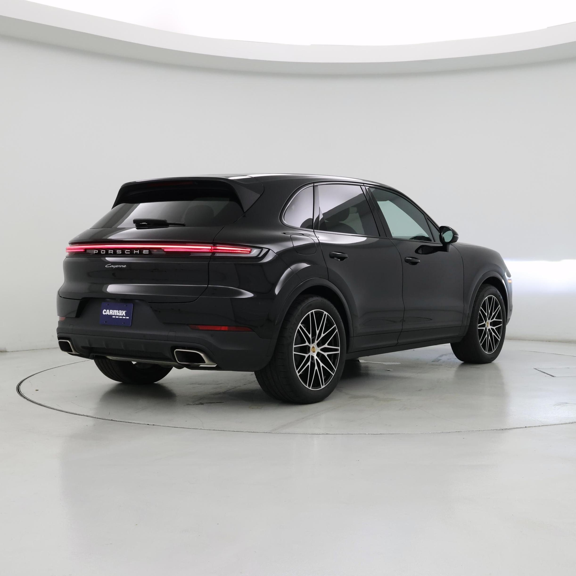 Thumbnail: 2024 Porsche Cayenne - 8