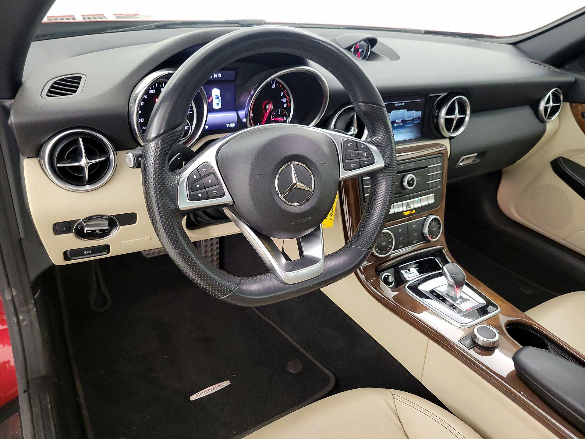 Thumbnail: 2019 Mercedes-Benz SLC - 9
