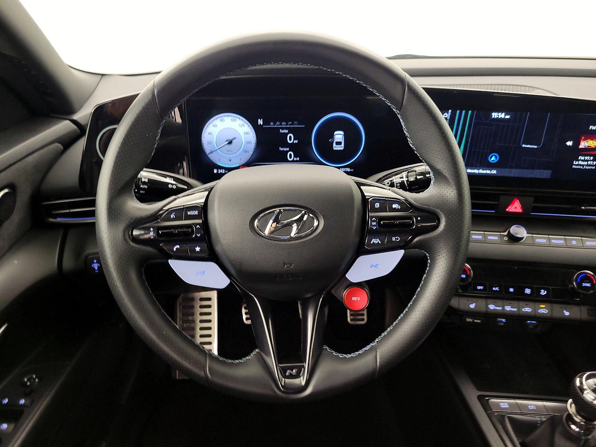 Thumbnail: 2023 Hyundai Elantra - 10