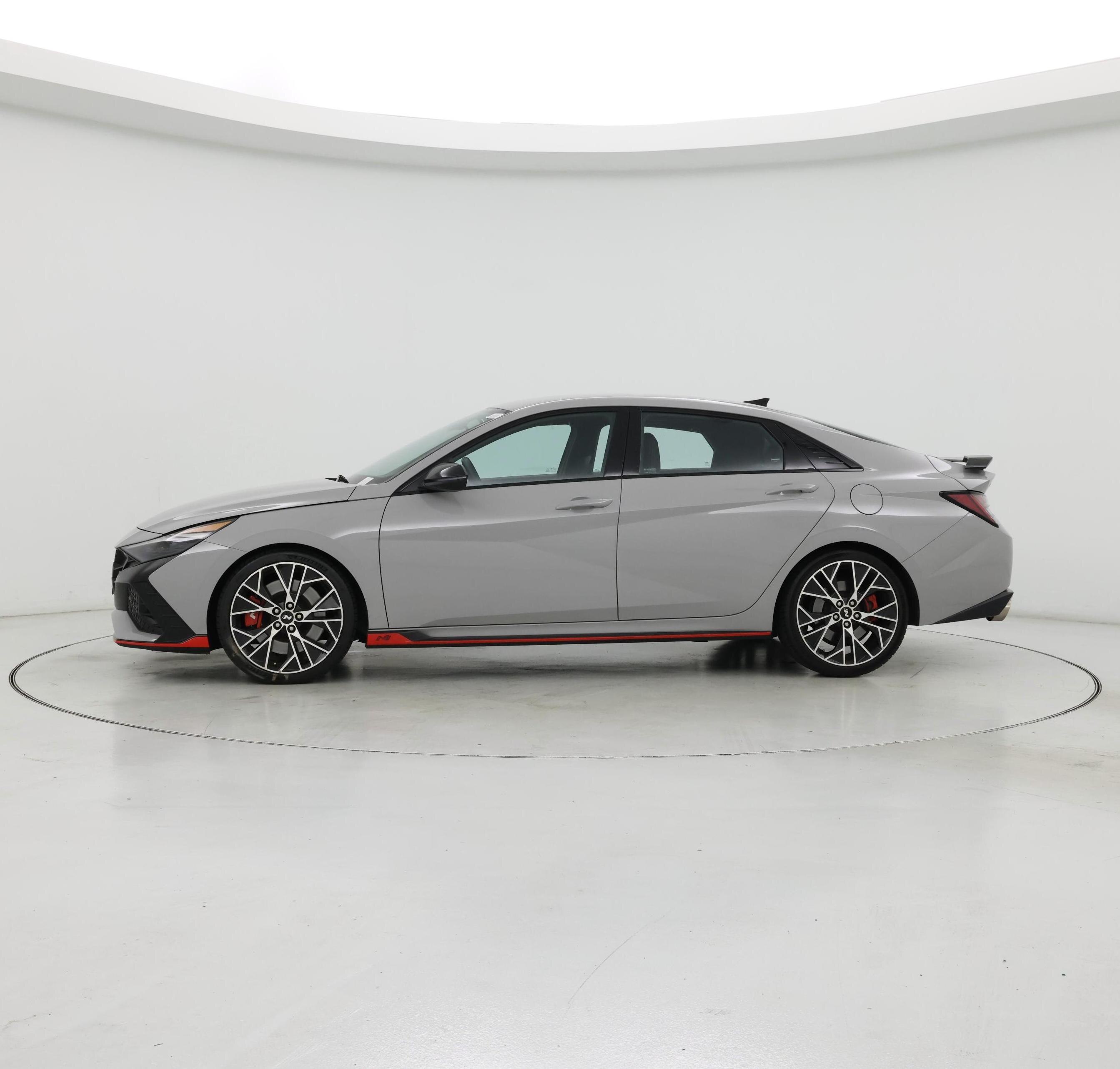 Thumbnail: 2023 Hyundai Elantra - 3