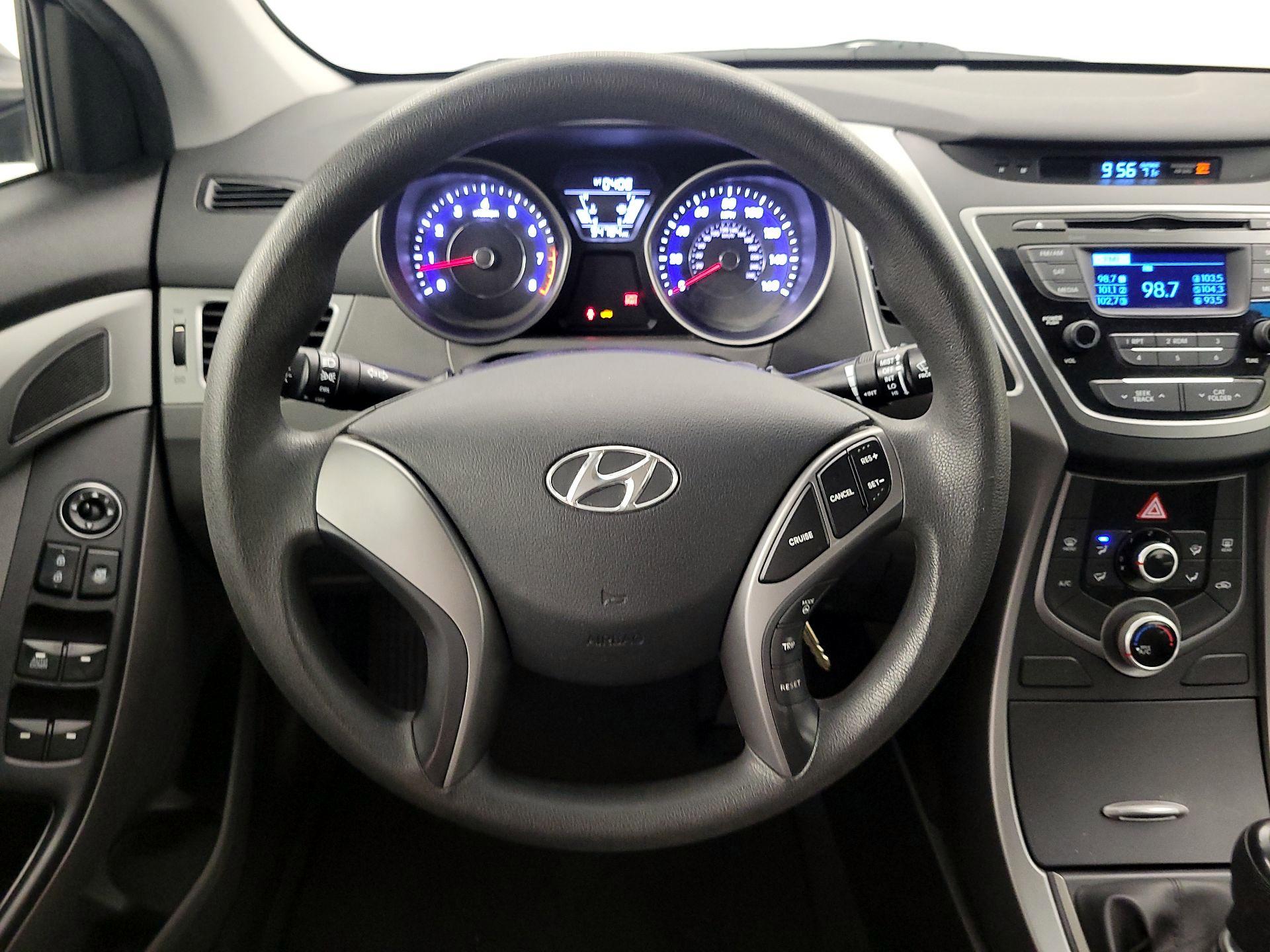 Thumbnail: 2014 Hyundai Elantra - 10