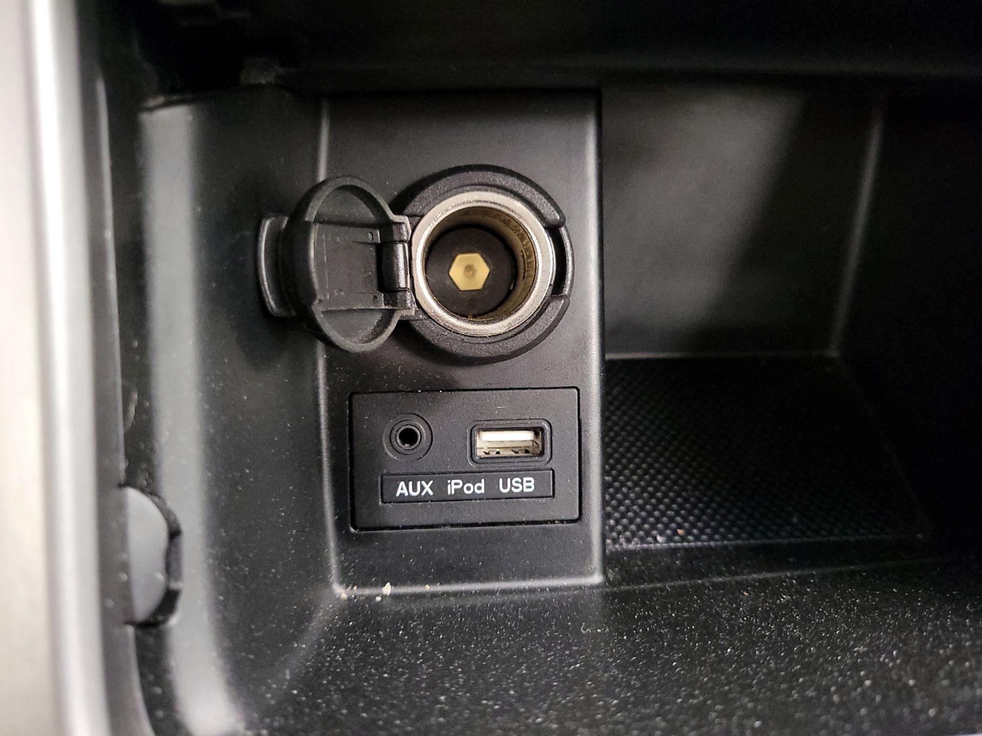 Thumbnail: 2014 Hyundai Elantra - 17