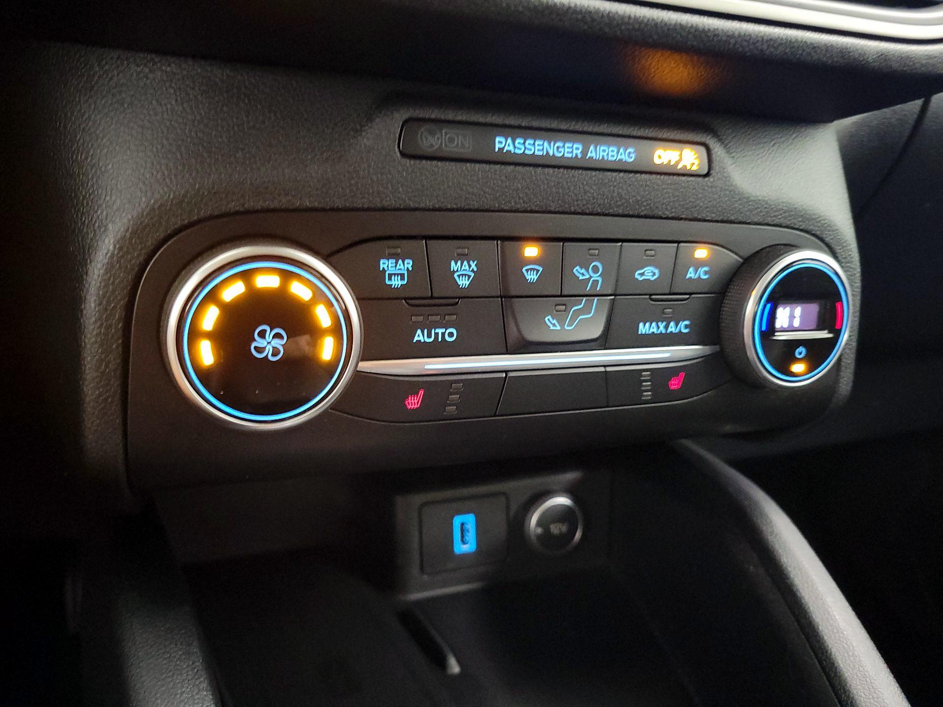Thumbnail: 2020 Ford Escape - 17
