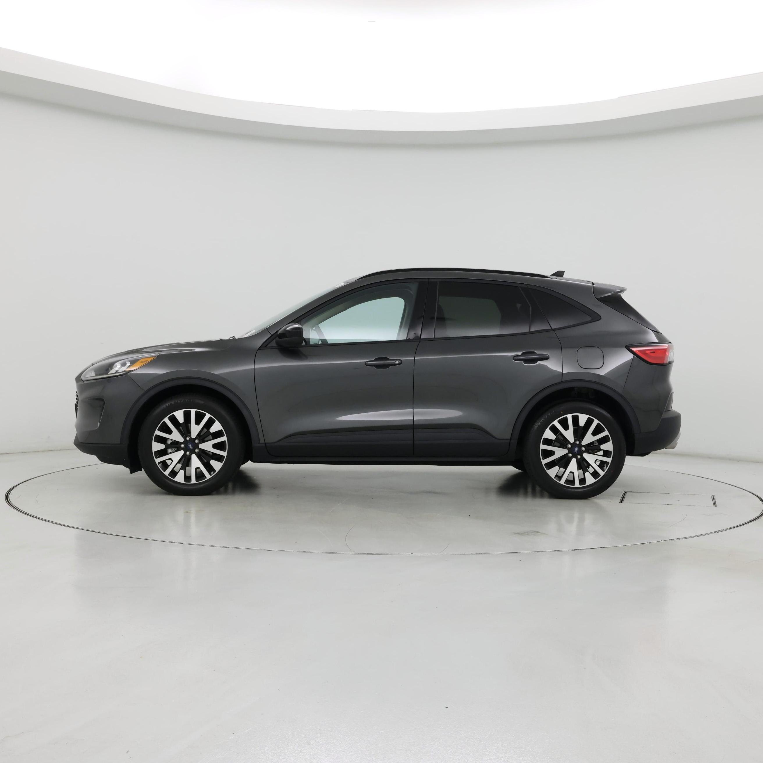 Thumbnail: 2020 Ford Escape - 3