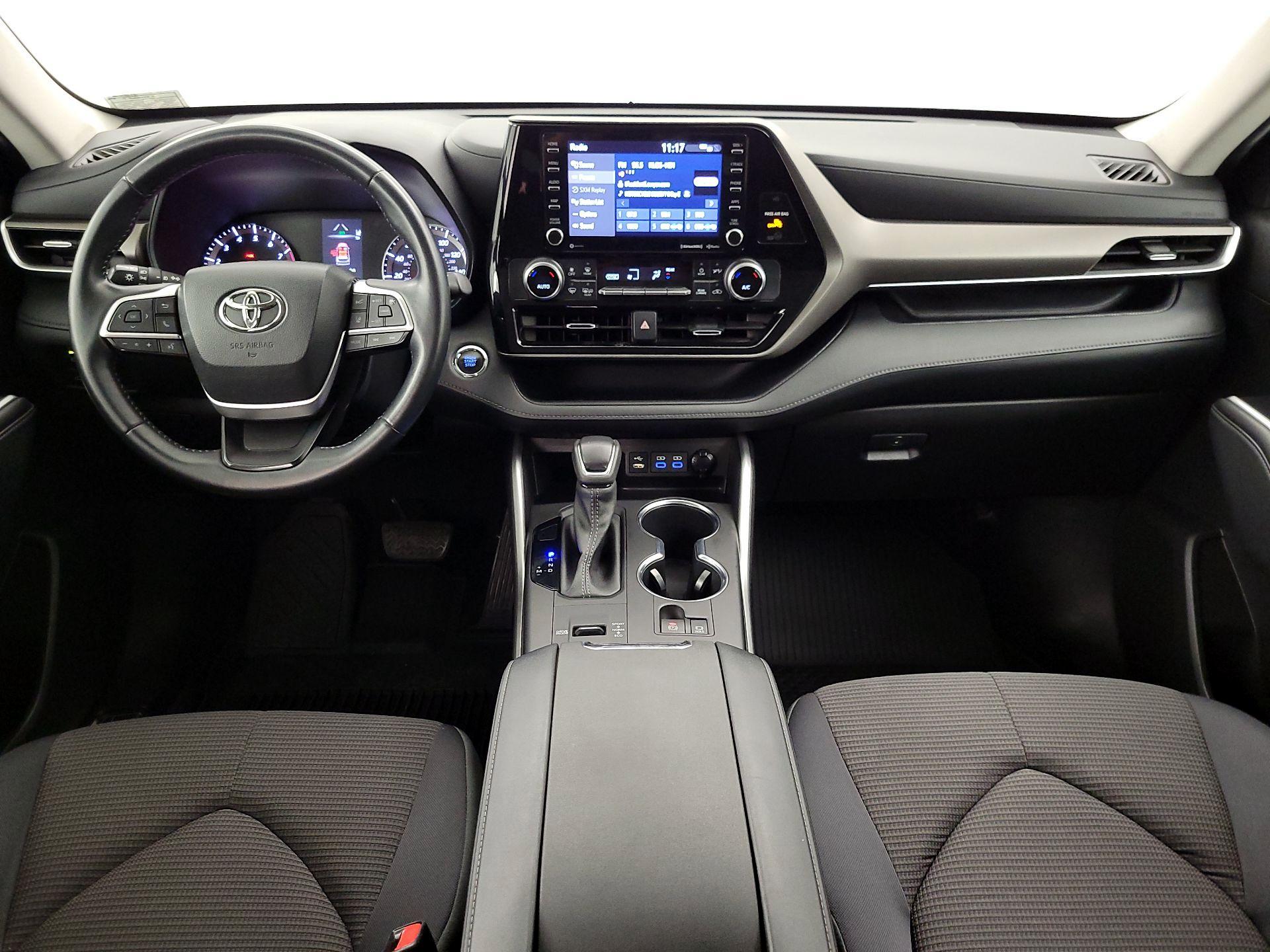 Thumbnail: 2022 Toyota Highlander - 9