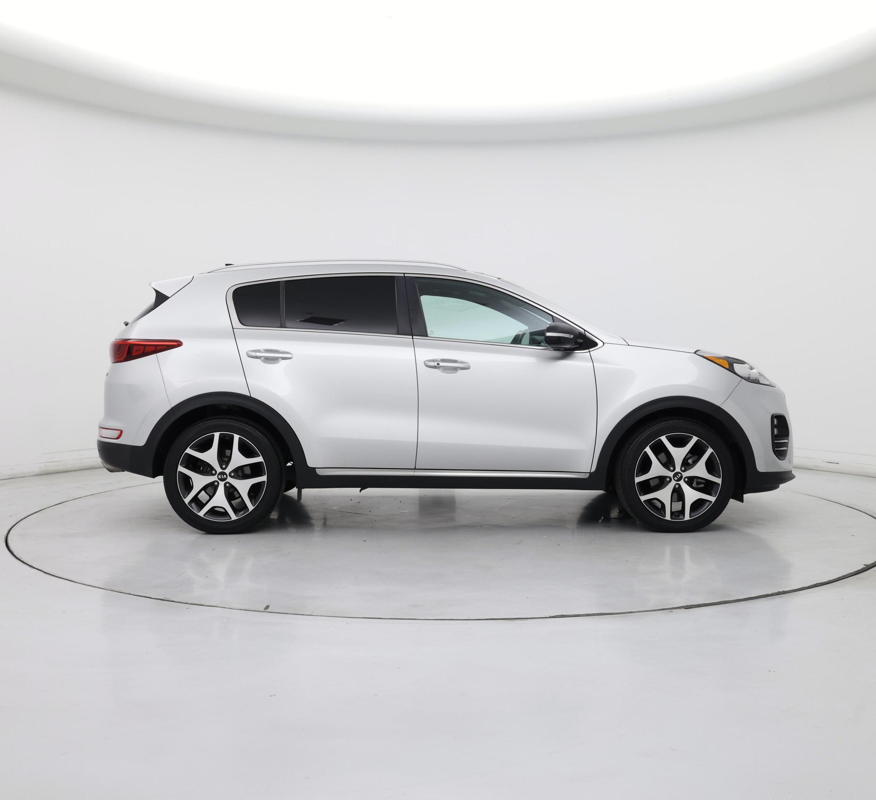 Thumbnail: 2017 Kia Sportage - 7