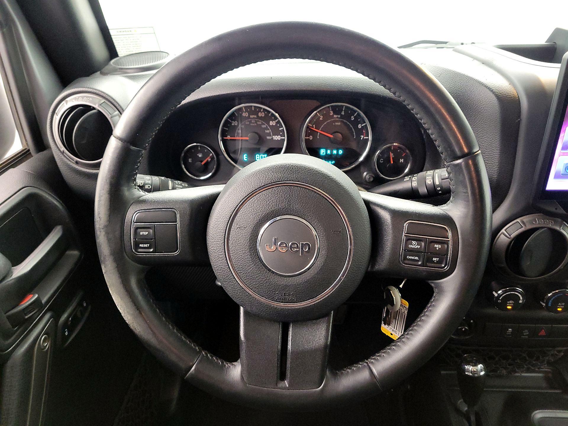 Thumbnail: 2018 Jeep Wrangler - 10