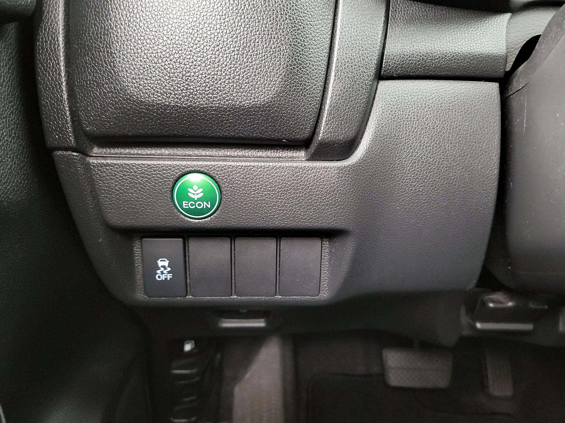 Thumbnail: 2015 Honda Fit - 13