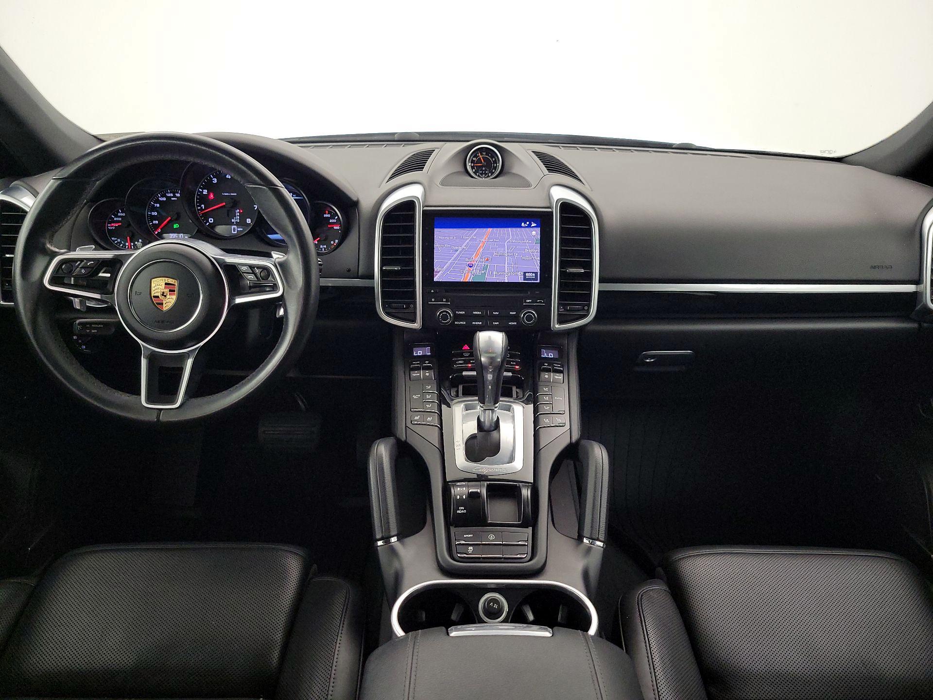Thumbnail: 2018 Porsche Cayenne - 9