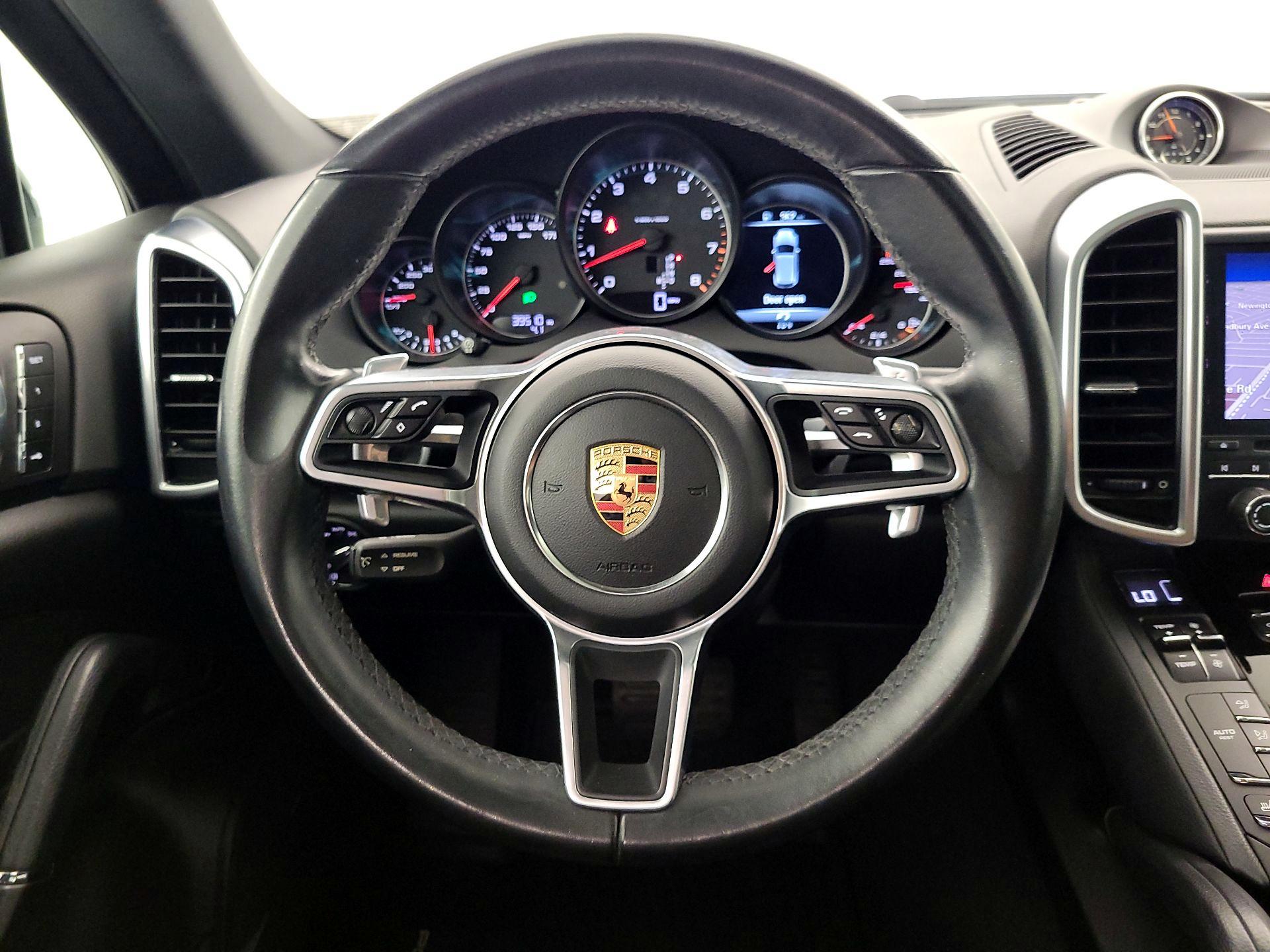 Thumbnail: 2018 Porsche Cayenne - 10