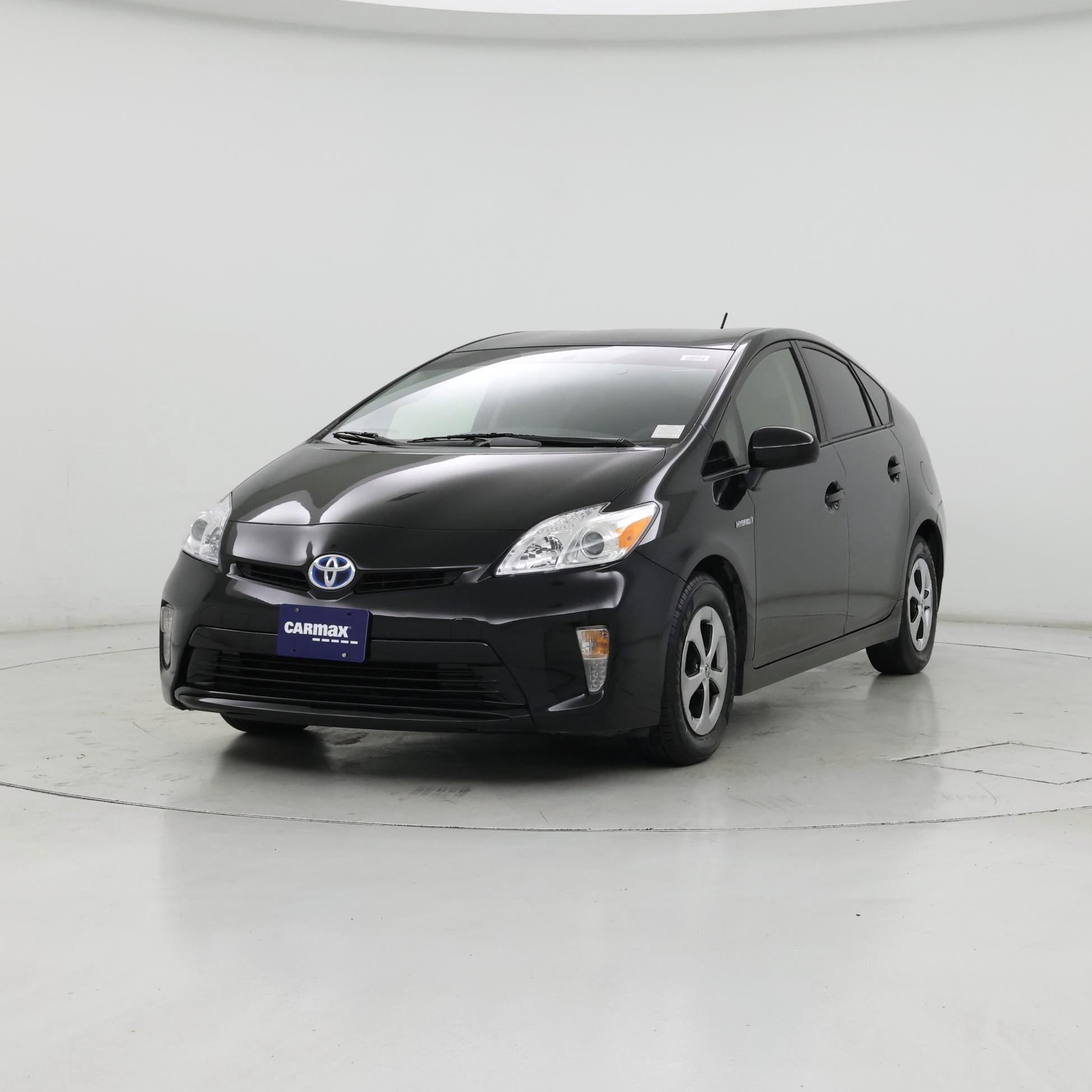 Thumbnail: 2015 Toyota Prius - 4
