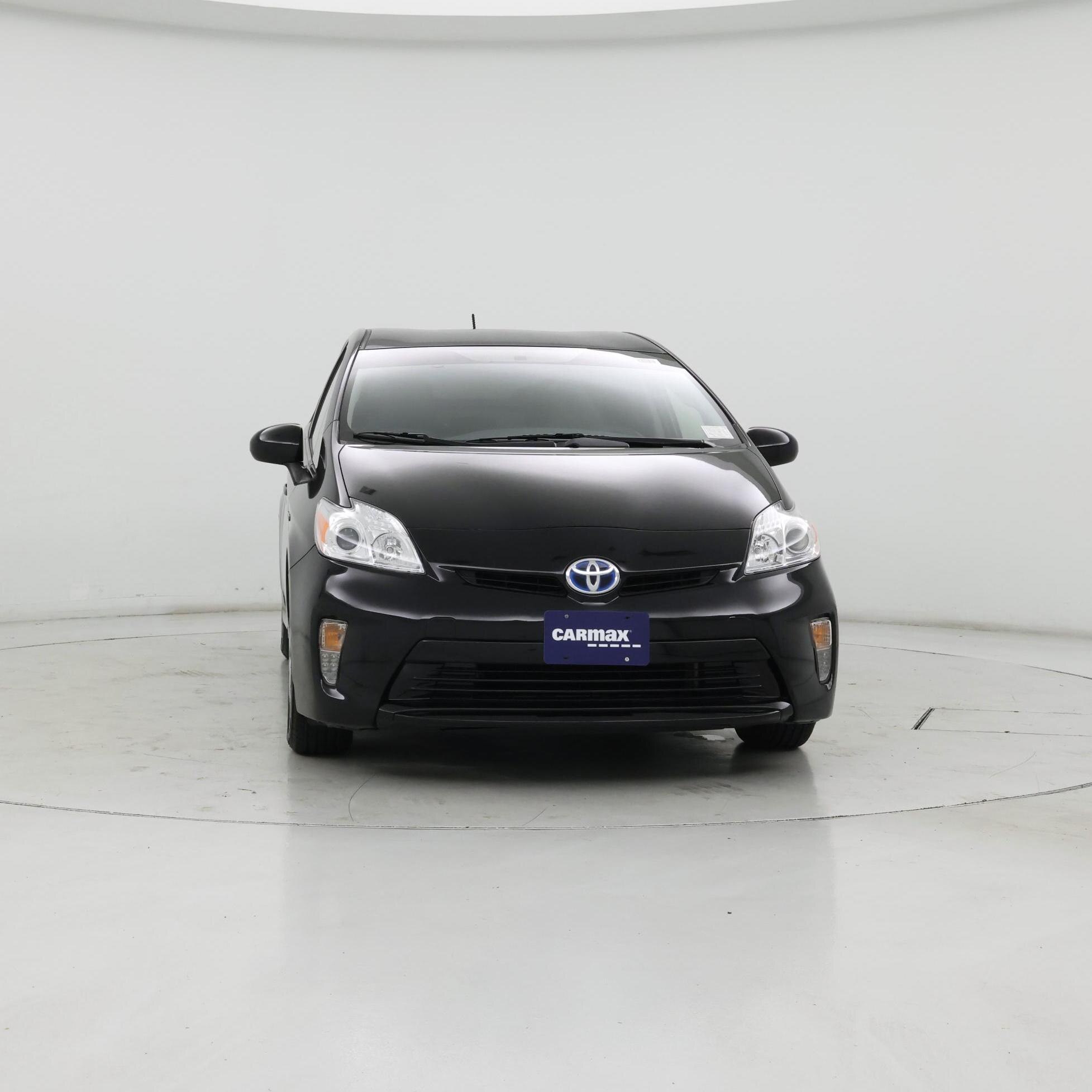 Thumbnail: 2015 Toyota Prius - 5