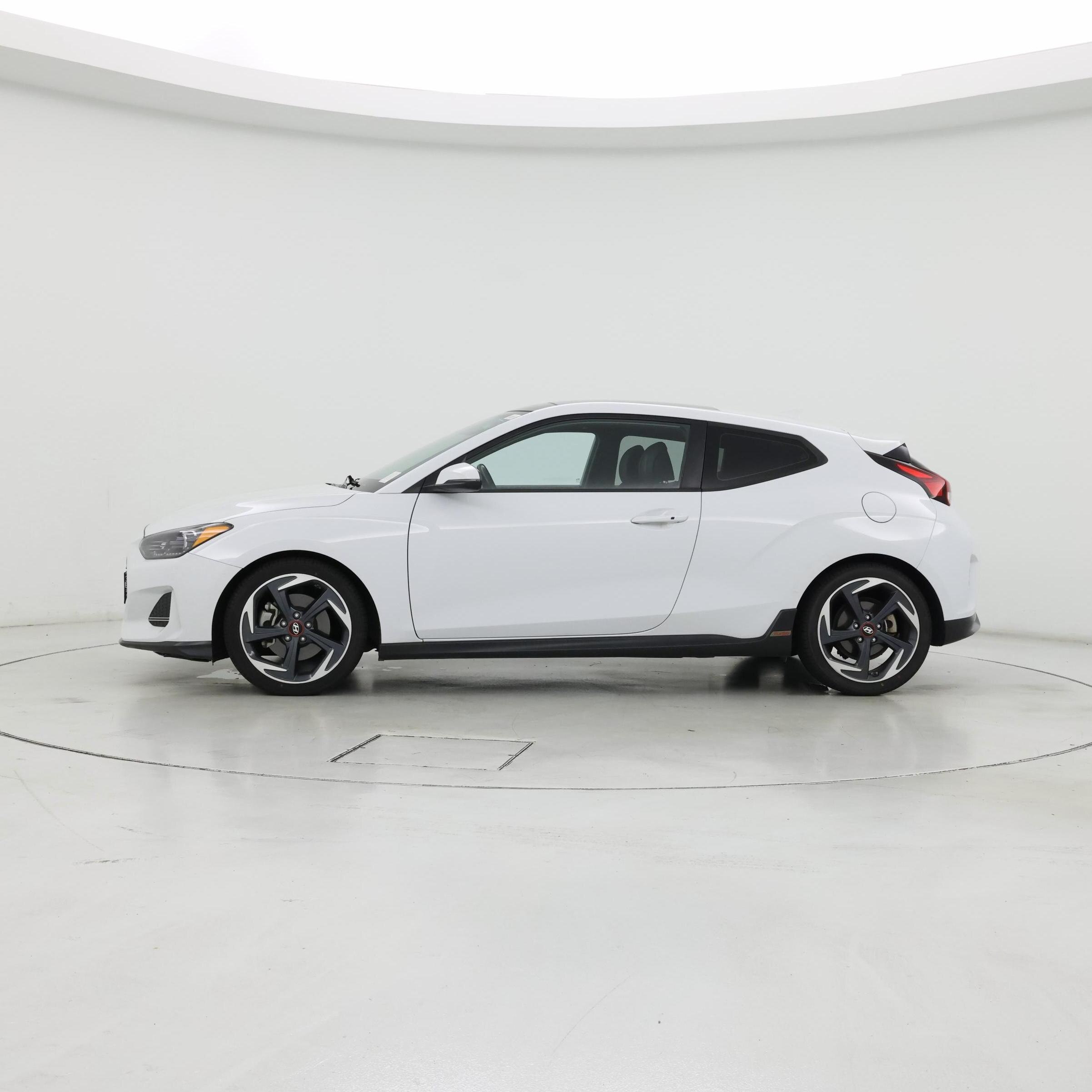 Thumbnail: 2019 Hyundai Veloster - 3