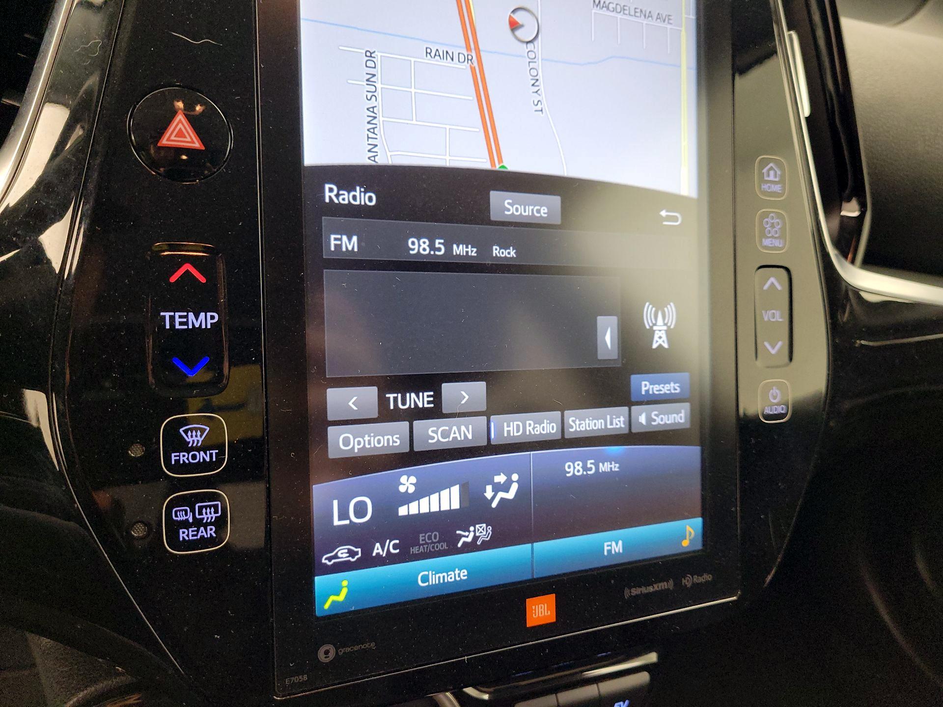 Thumbnail: 2021 Toyota Prius Prime - 16
