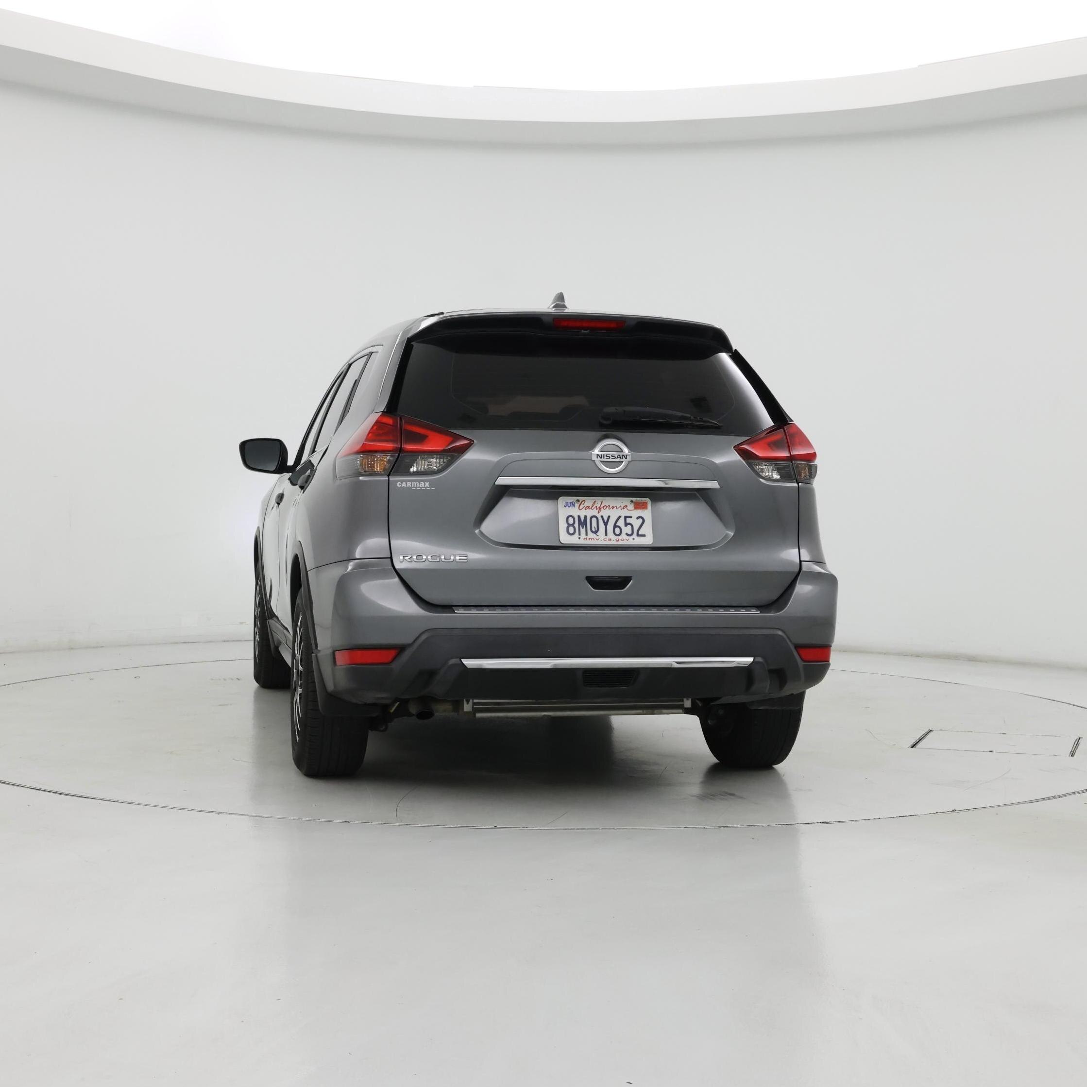 Thumbnail: 2017 Nissan Rogue - 6