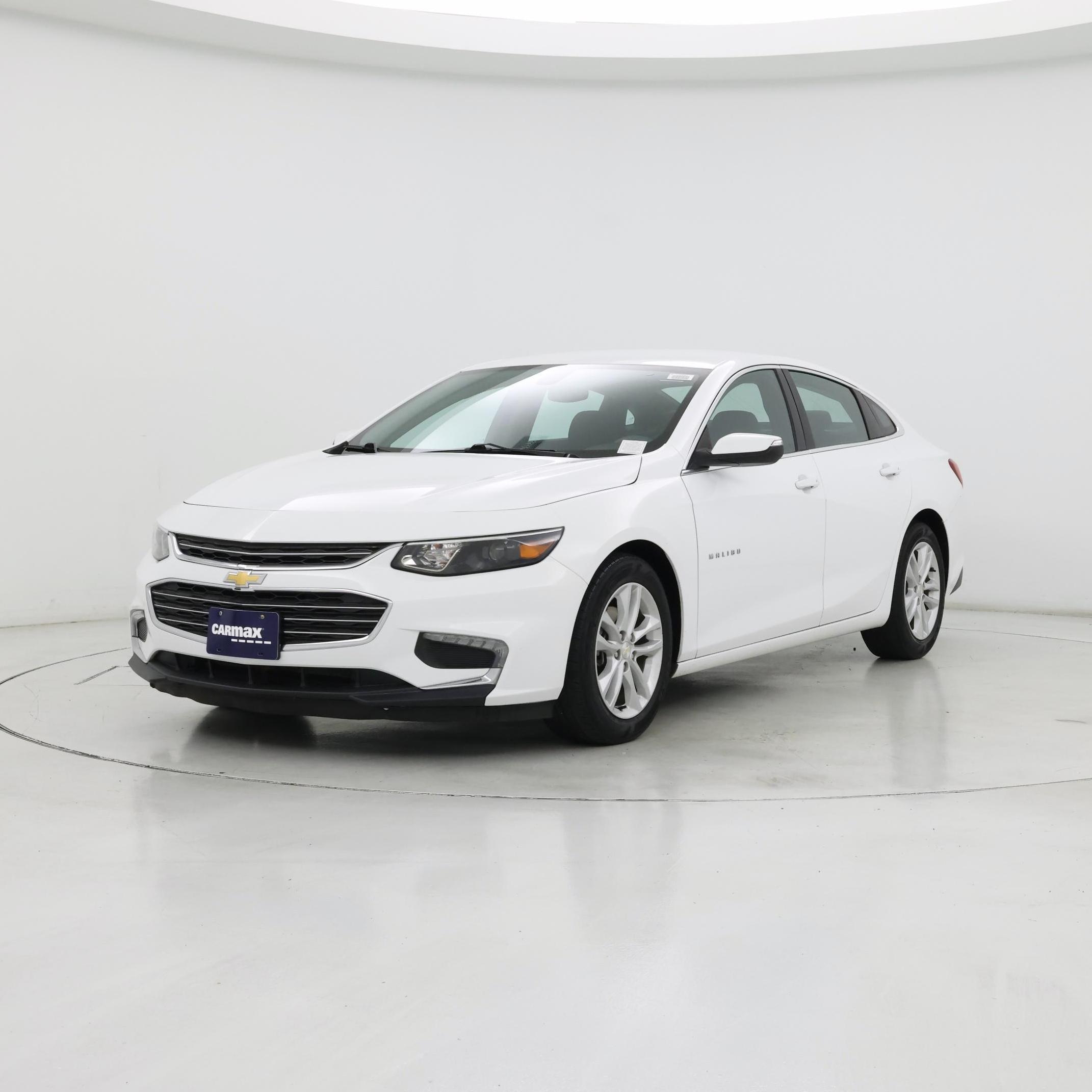 Thumbnail: 2016 Chevrolet Malibu - 4