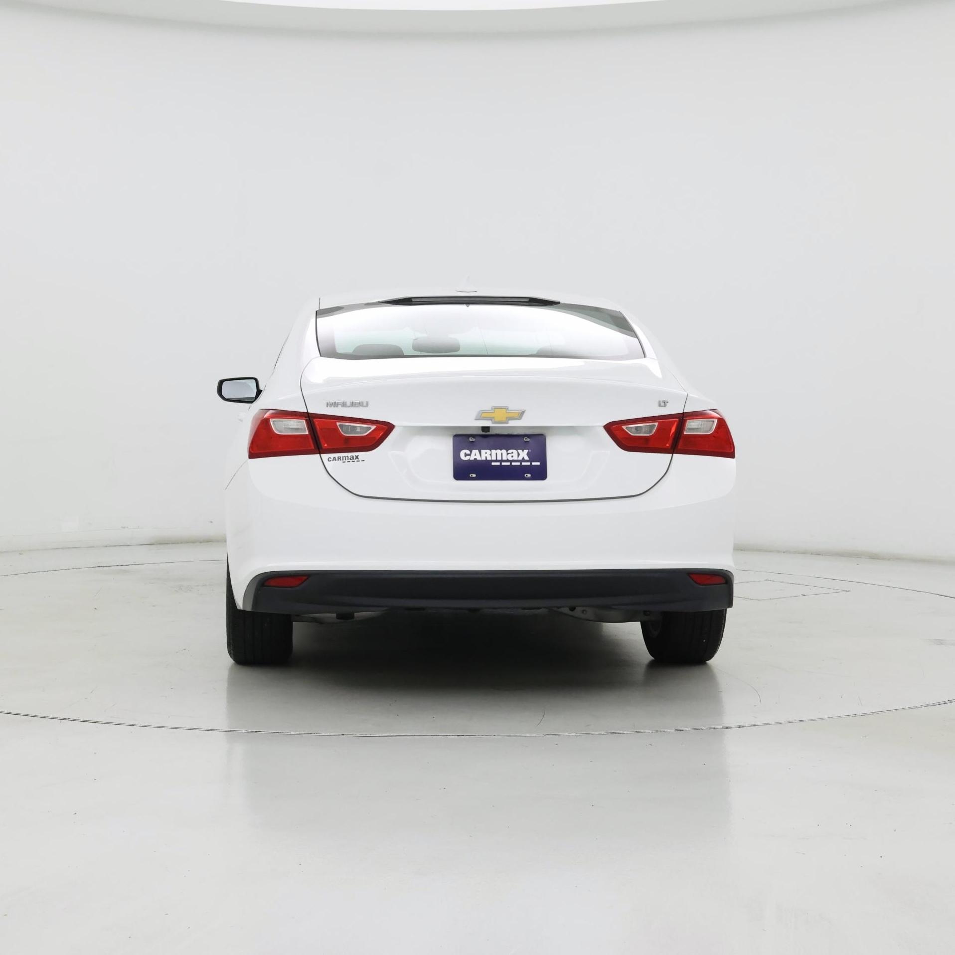 Thumbnail: 2016 Chevrolet Malibu - 6
