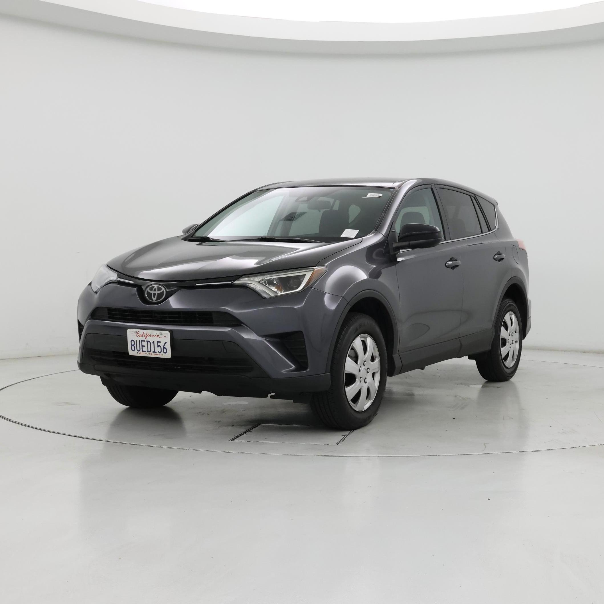 Thumbnail: 2018 Toyota RAV4 - 4