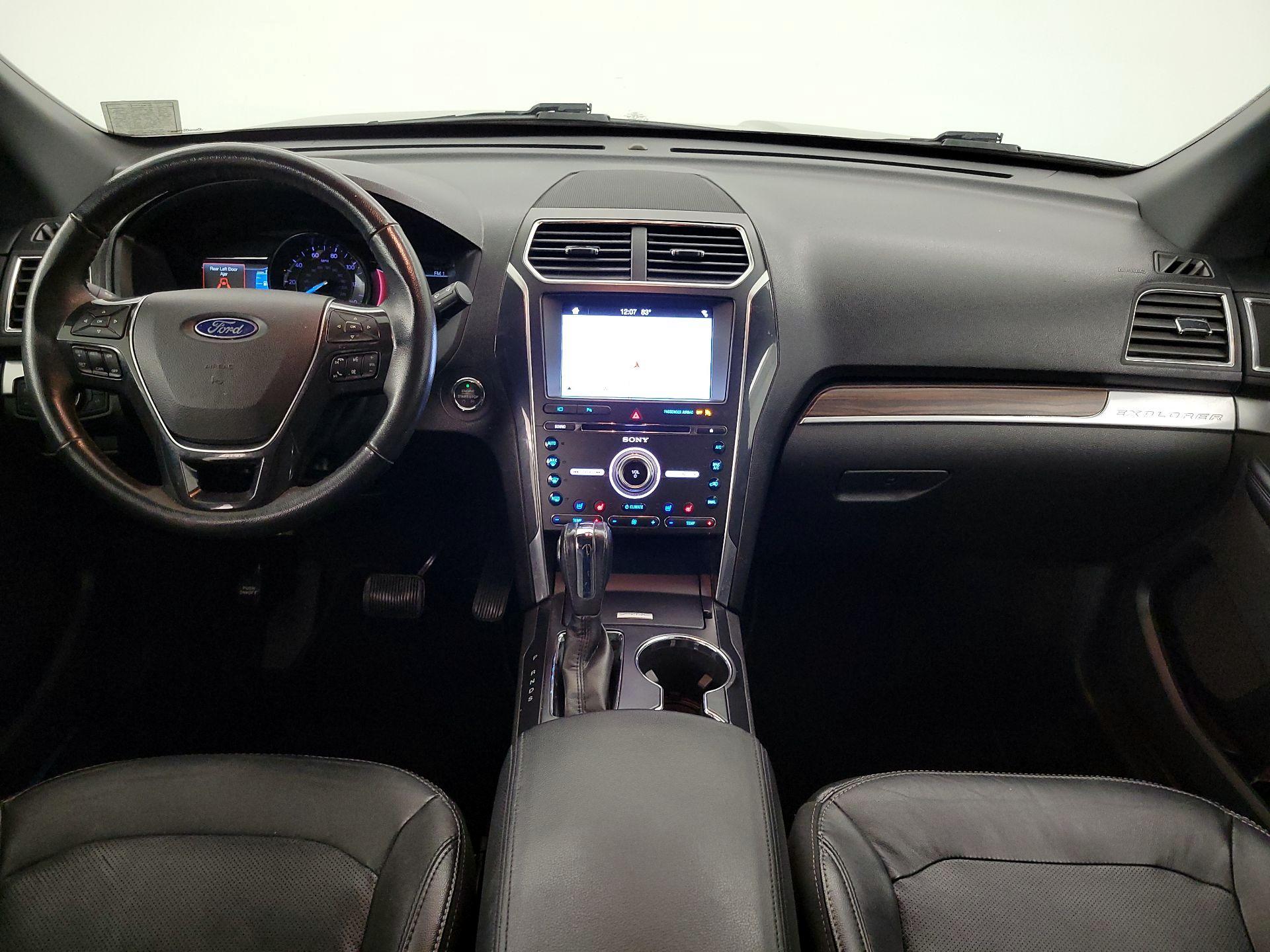 Thumbnail: 2018 Ford Explorer - 9