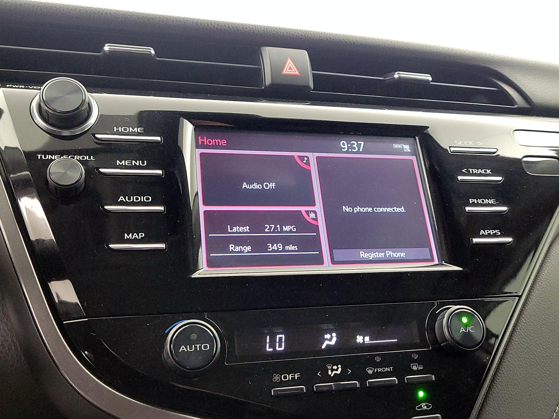 Thumbnail: 2019 Toyota Camry - 15