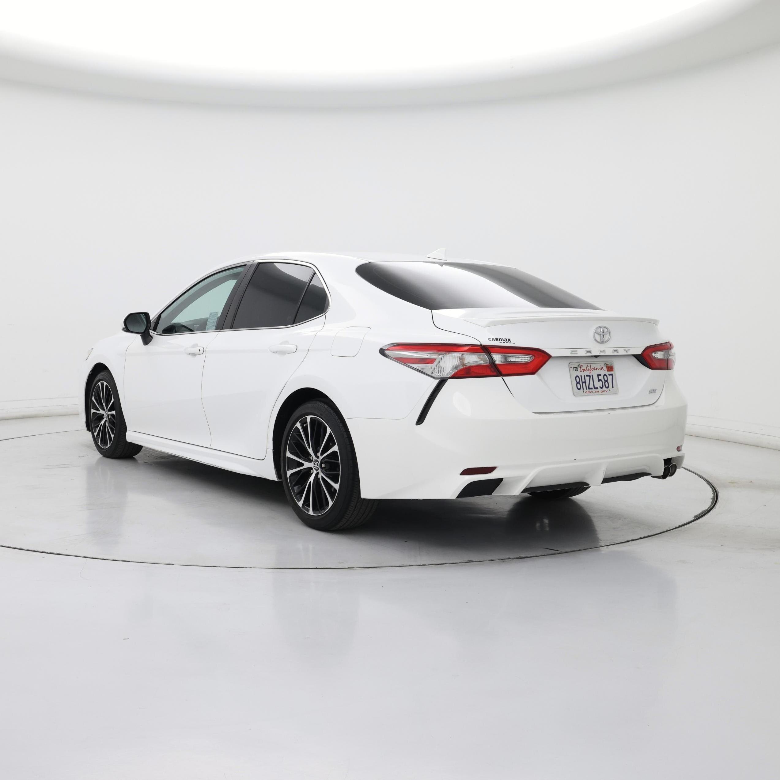 Thumbnail: 2019 Toyota Camry - 2