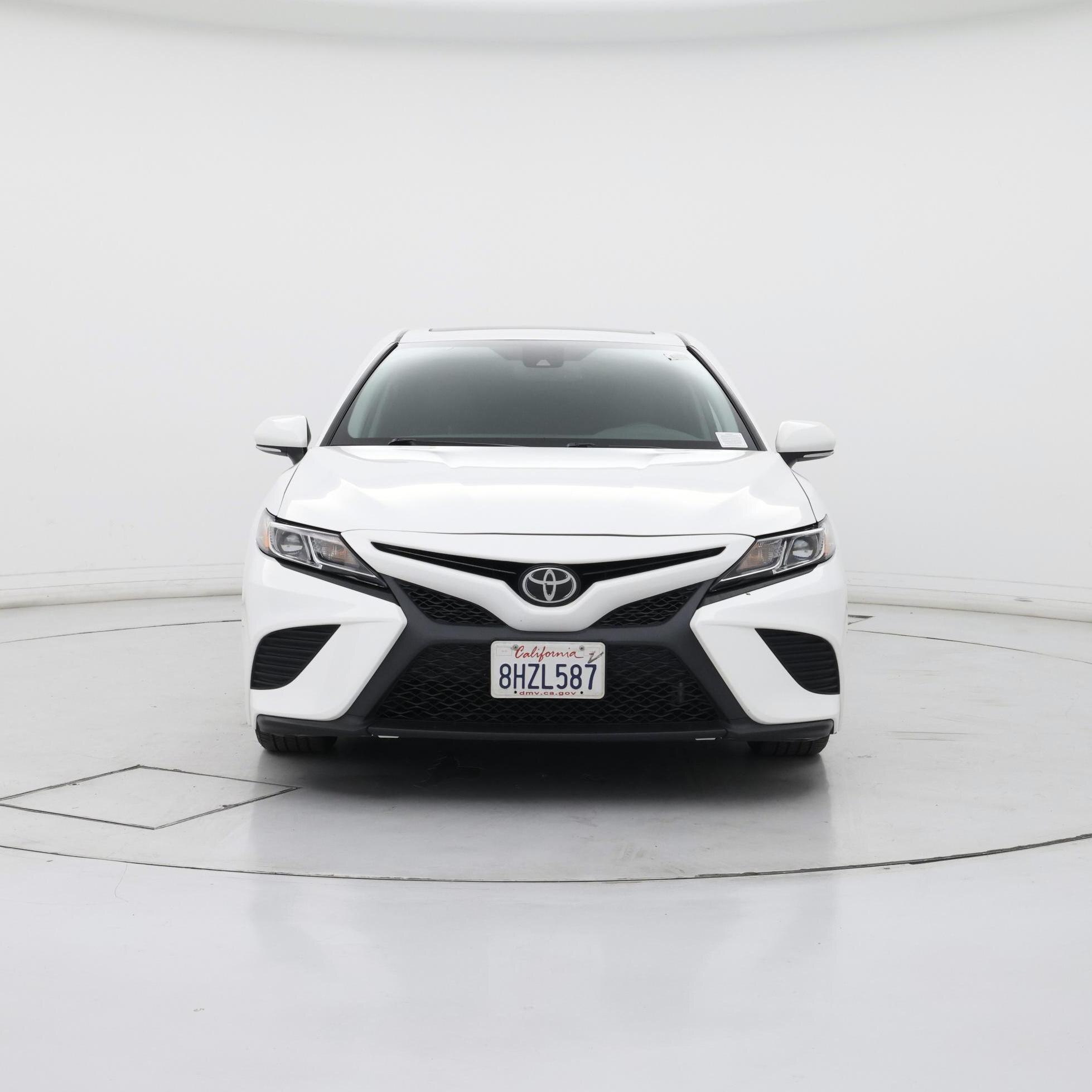 Thumbnail: 2019 Toyota Camry - 5