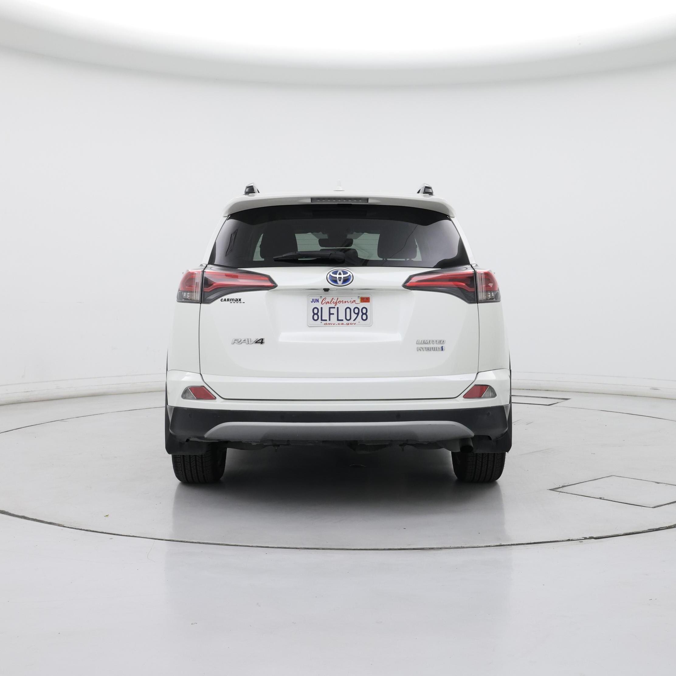 Thumbnail: 2017 Toyota RAV4 - 6