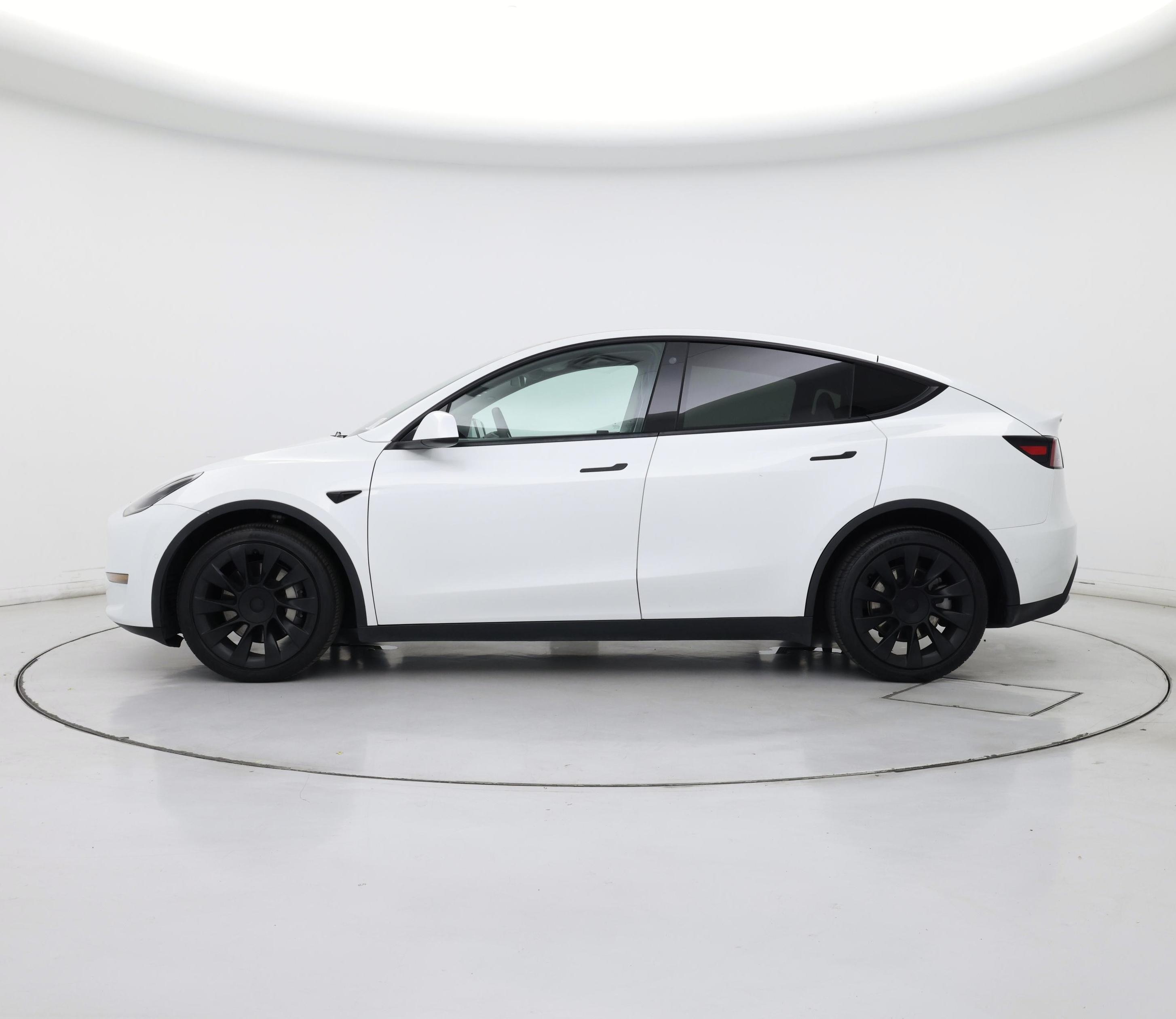 Thumbnail: 2022 Tesla Model Y - 3