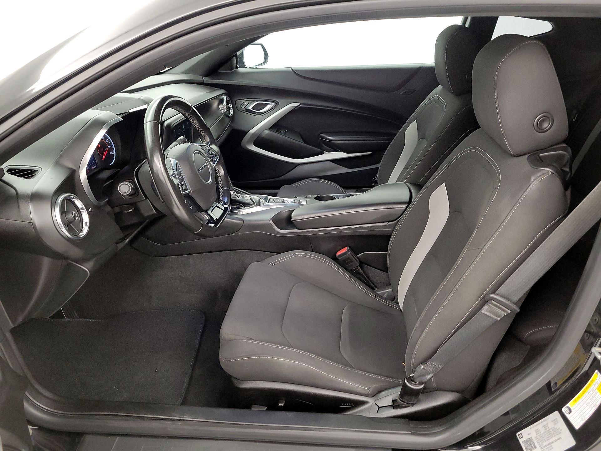 Thumbnail: 2019 Chevrolet Camaro - 11