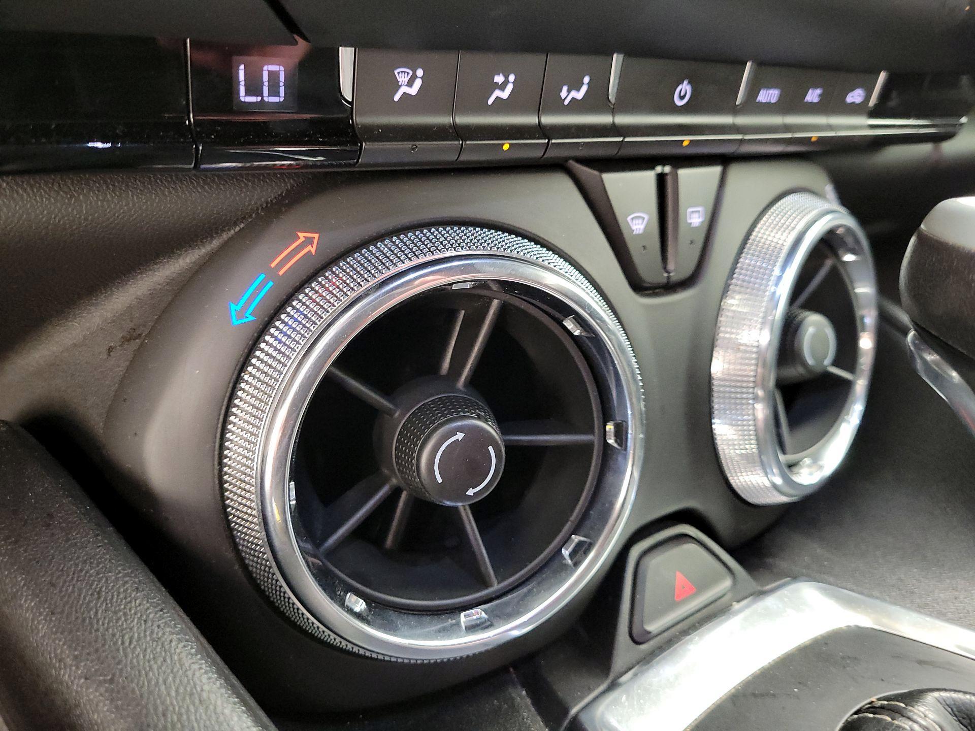 Thumbnail: 2019 Chevrolet Camaro - 15